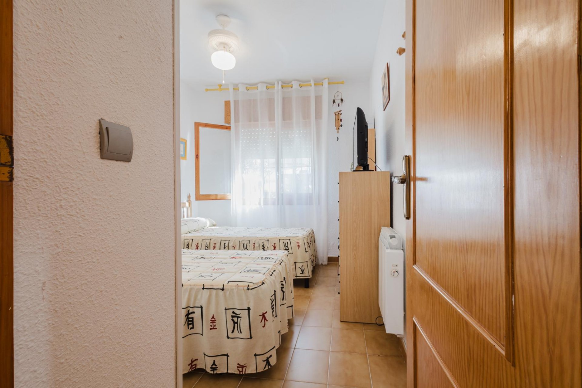 Rynek wtórny - Bungalowy -
Torrevieja - Playa de los Naufragos