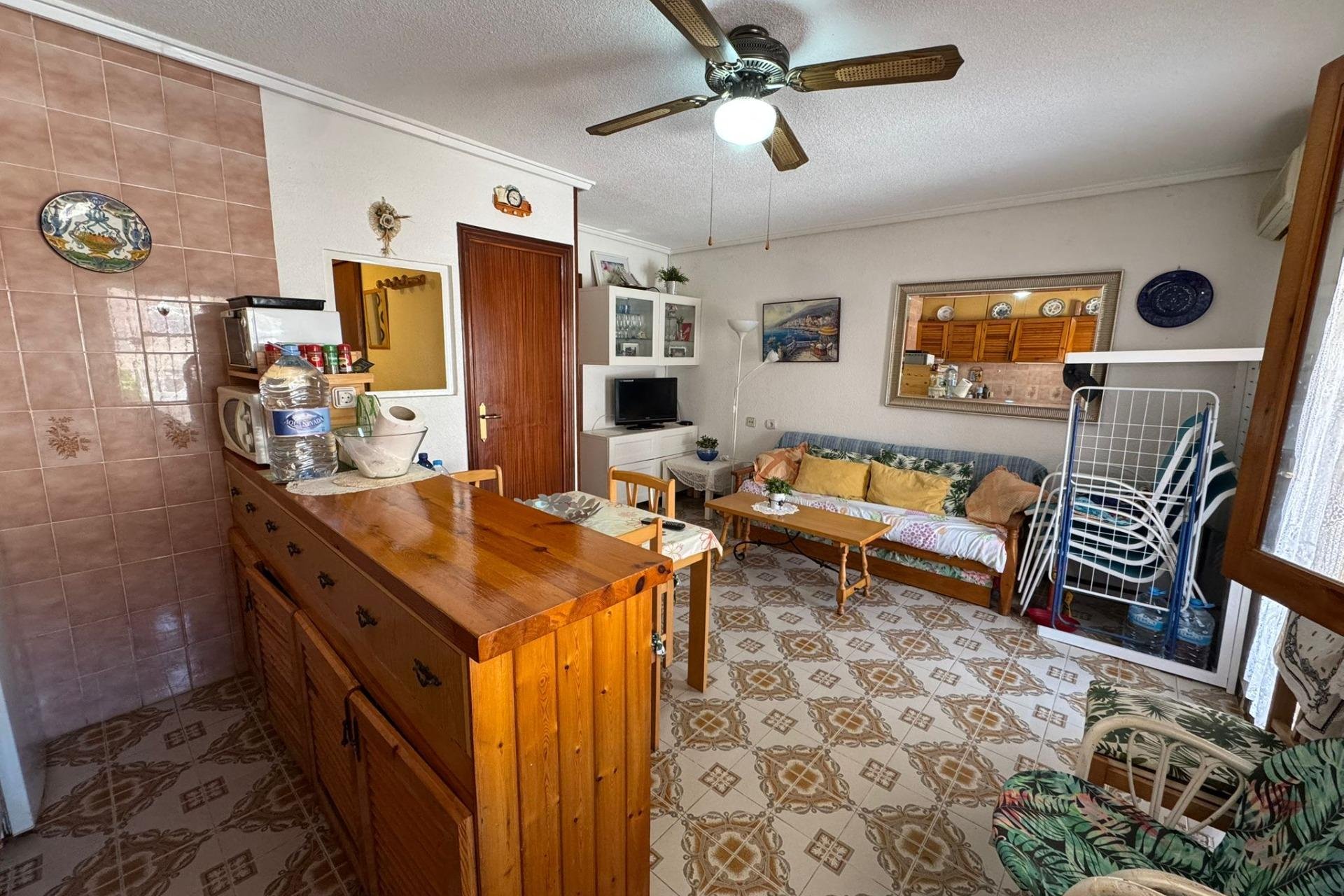 Rynek wtórny - Bungalowy -
Torrevieja - Playa de los Naufragos