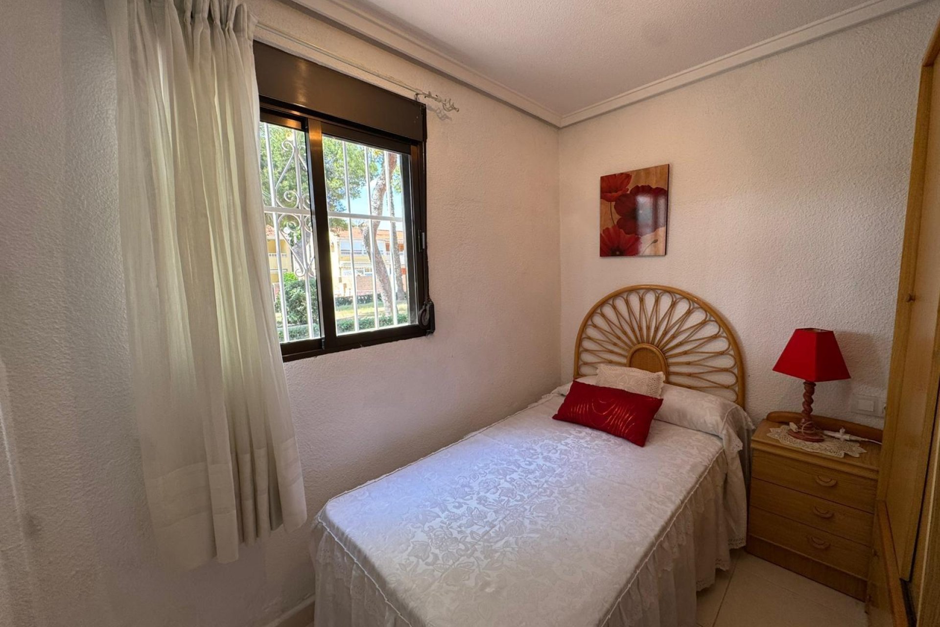 Rynek wtórny - Bungalowy -
Torrevieja - Playa de los Naufragos