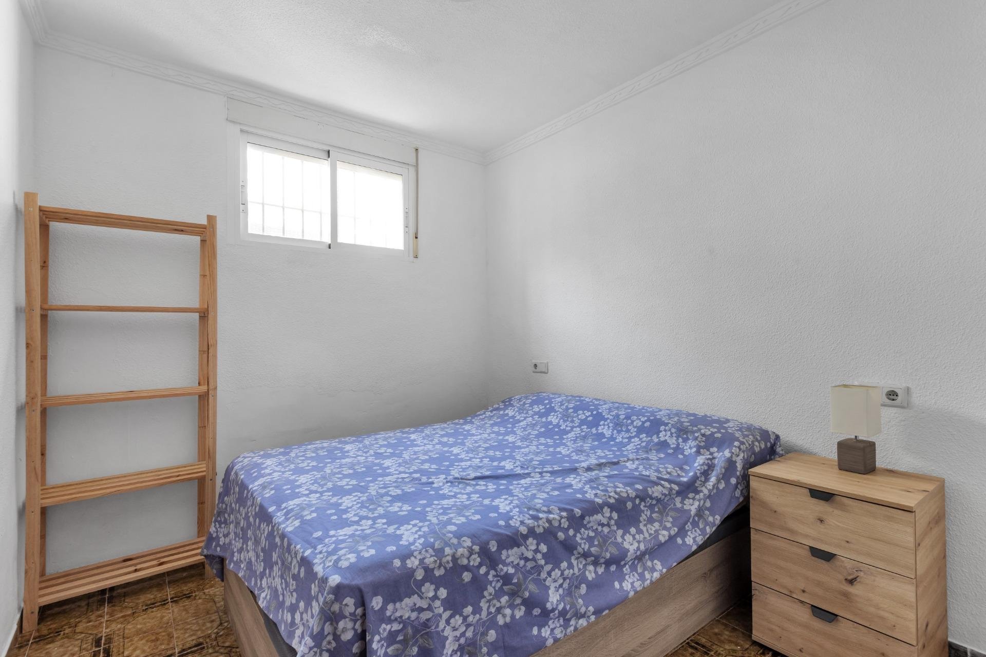 Rynek wtórny - Bungalowy -
Torrevieja - Torre del moro