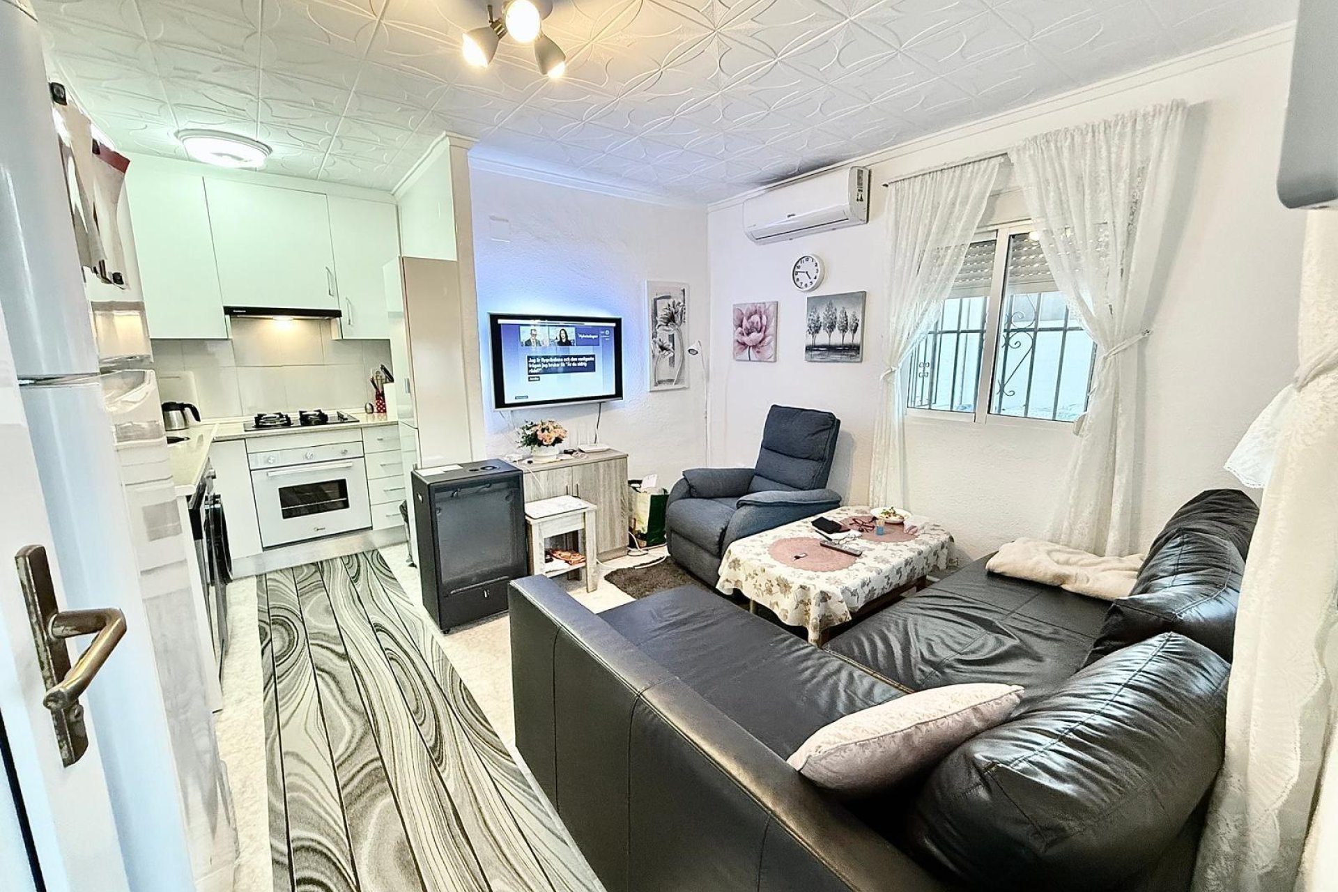 Rynek wtórny - Bungalowy -
Torrevieja - Torretas - La Siesta - El Limonar