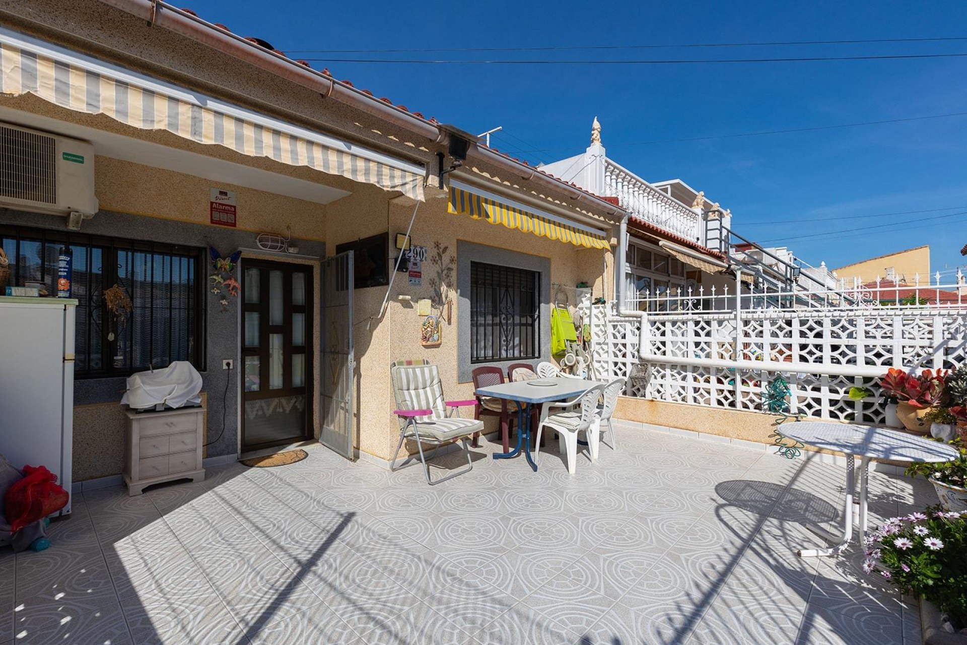 Rynek wtórny - Bungalowy -
Torrevieja - Torretas - La Siesta - El Limonar