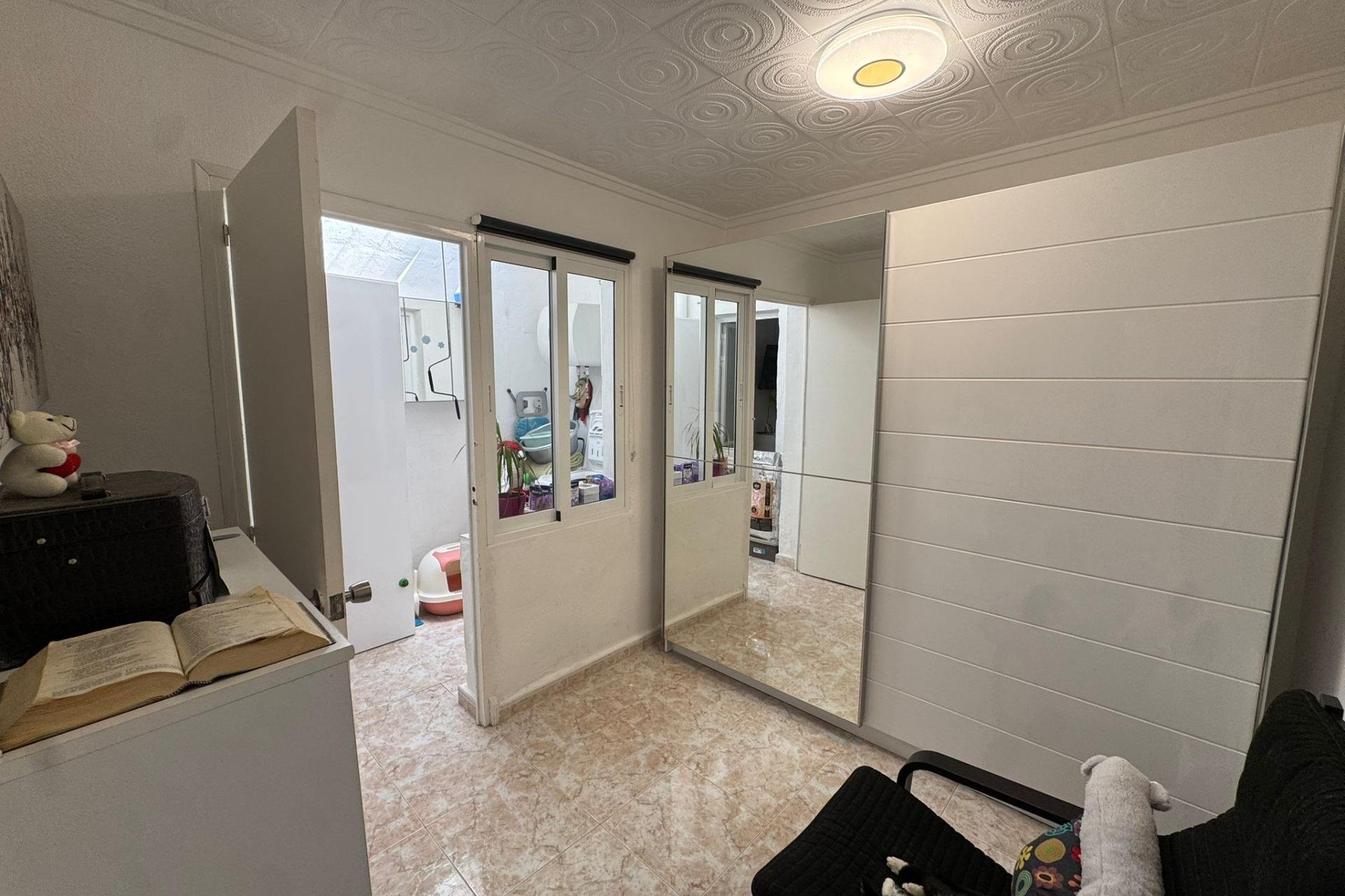 Rynek wtórny - Bungalowy -
Torrevieja - Torretas - La Siesta - El Limonar