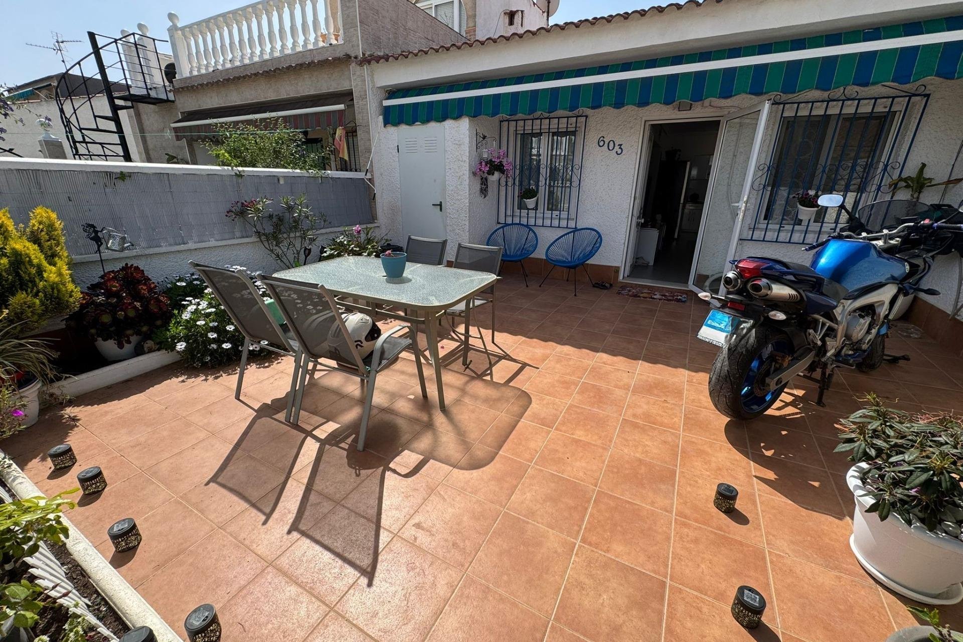 Rynek wtórny - Bungalowy -
Torrevieja - Torretas - La Siesta - El Limonar