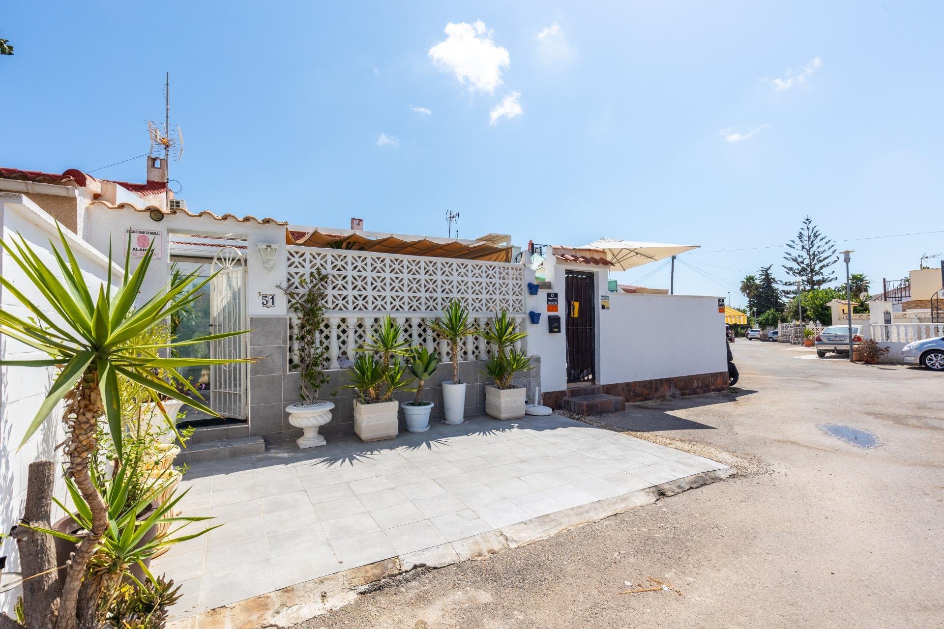 Rynek wtórny - Bungalowy -
Torrevieja - Torretas - La Siesta - El Limonar