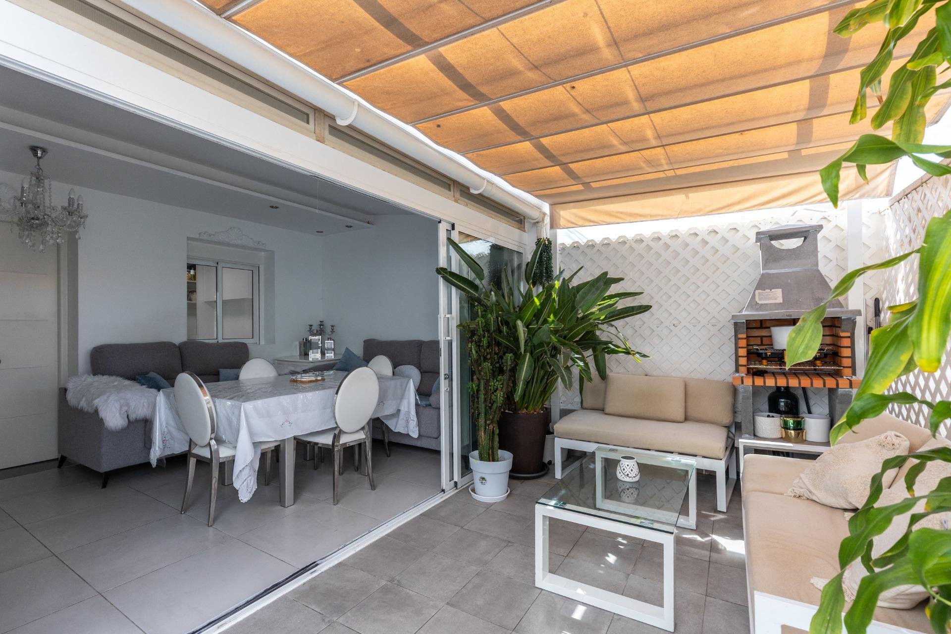 Rynek wtórny - Bungalowy -
Torrevieja - Torretas - La Siesta - El Limonar