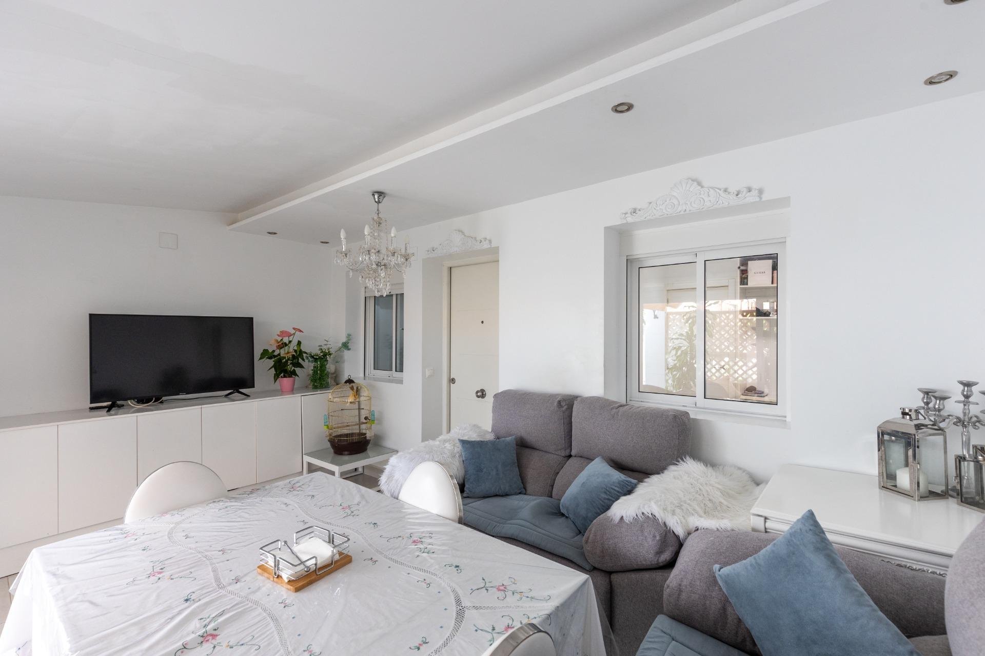 Rynek wtórny - Bungalowy -
Torrevieja - Torretas - La Siesta - El Limonar
