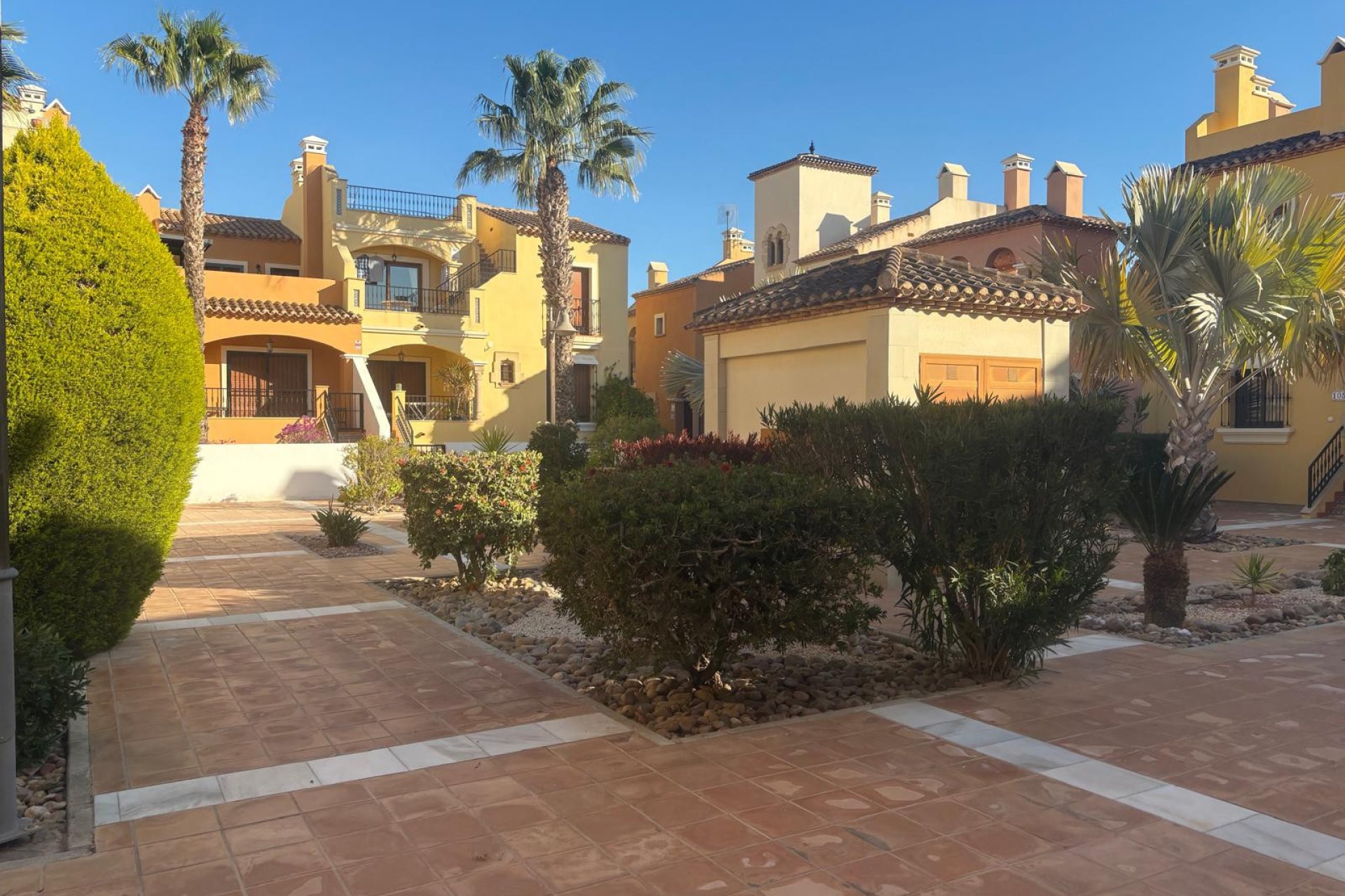 Rynek wtórny - Dom Szeregowy -
Algorfa - La Finca Golf Resort