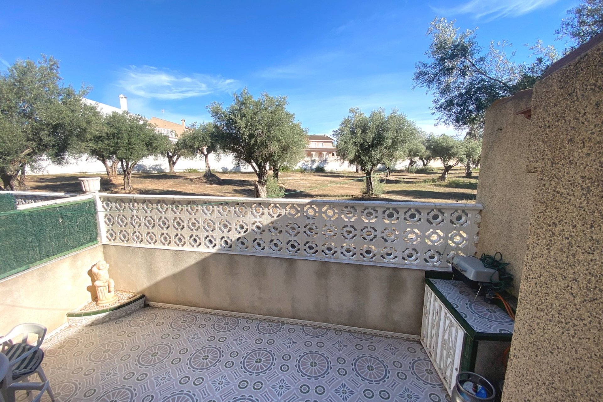 Rynek wtórny - Dom Szeregowy -
Benijofar - Monte Azul