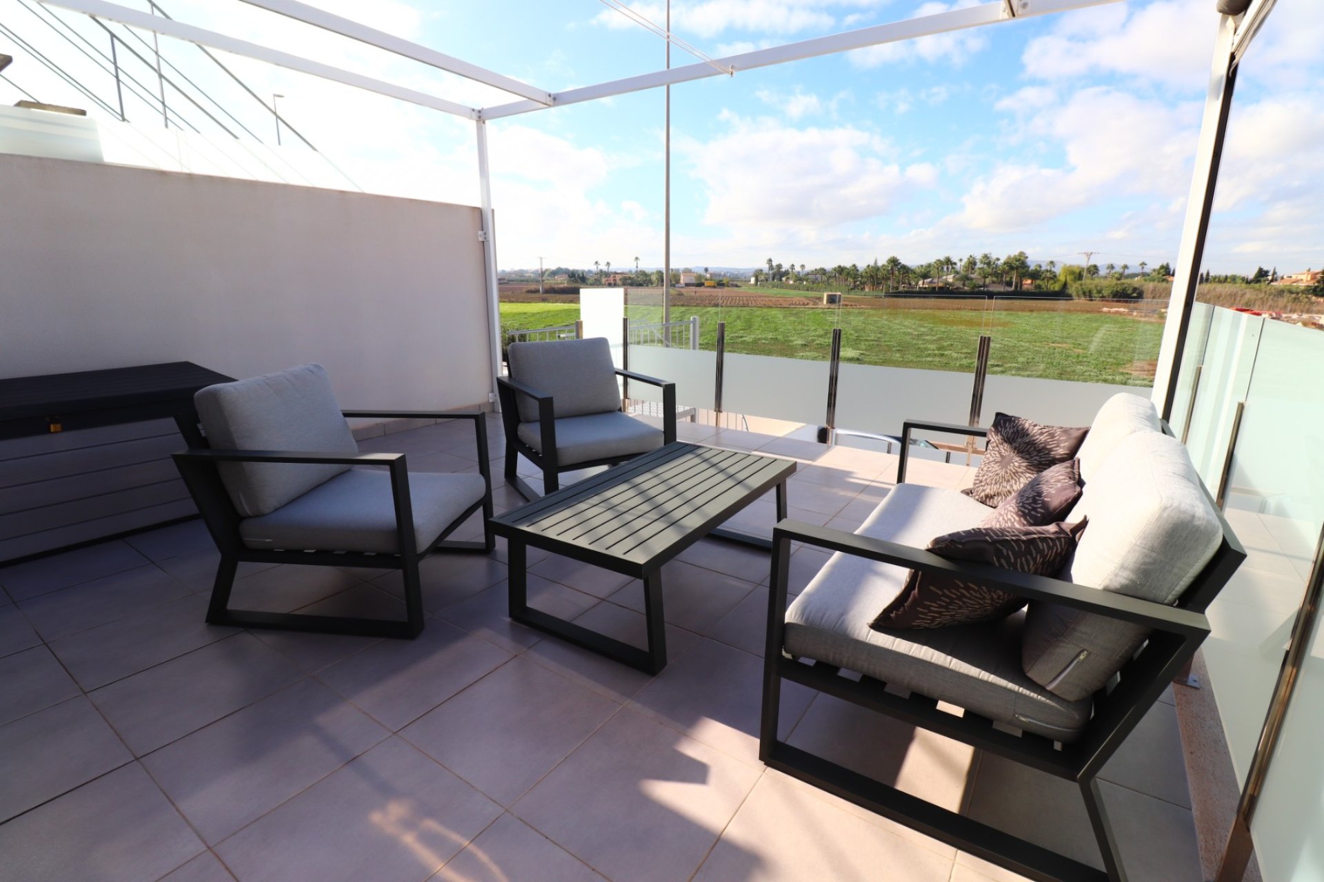 Rynek wtórny - Dom Szeregowy -
Daya Vieja - Daya Vieja - Town