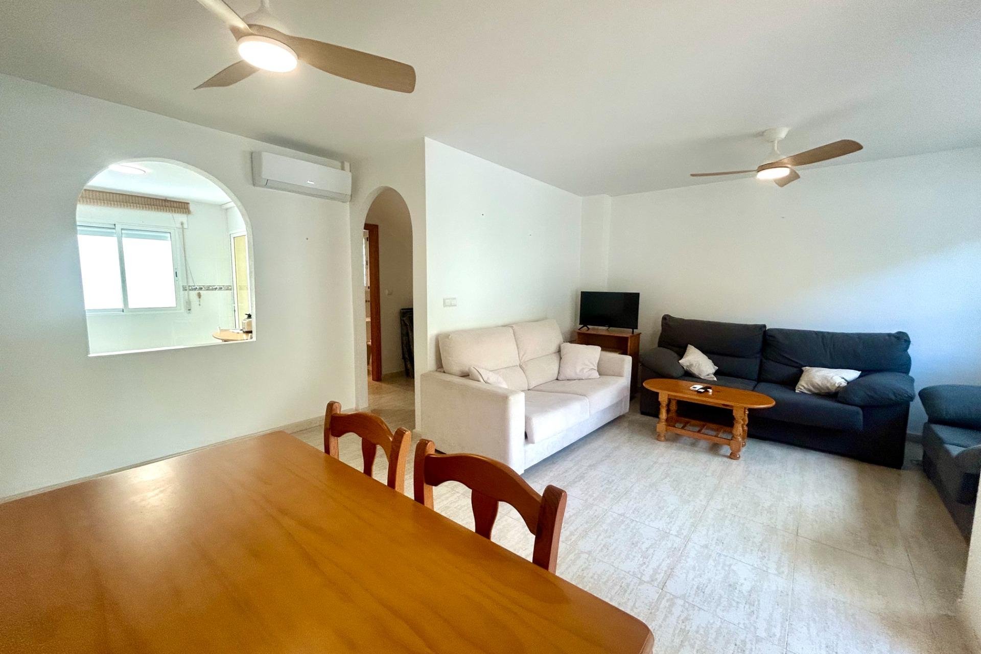 Rynek wtórny - Dom Szeregowy -
Orihuela Costa - Campoamor