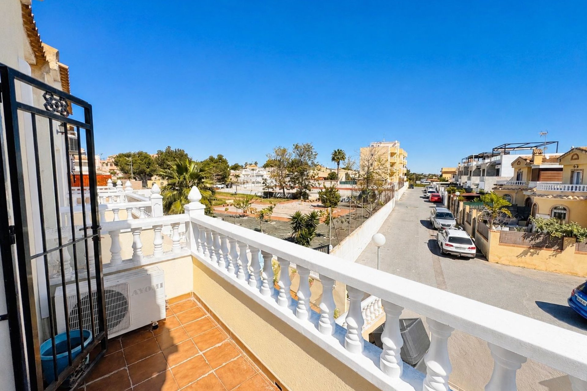 Rynek wtórny - Dom Szeregowy -
Orihuela Costa - Campoamor