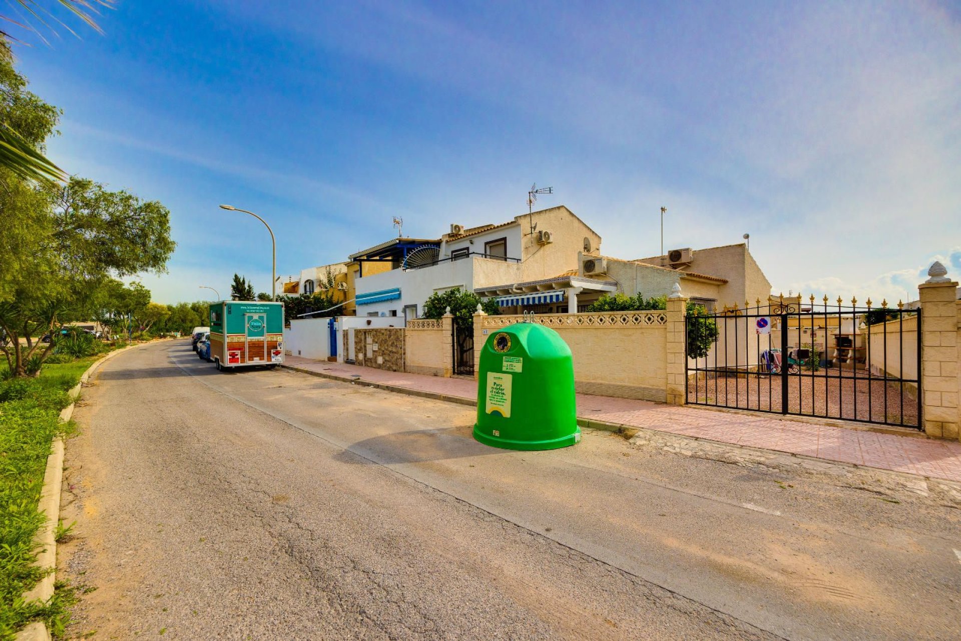 Rynek wtórny - Dom Szeregowy -
Orihuela Costa - La Florida