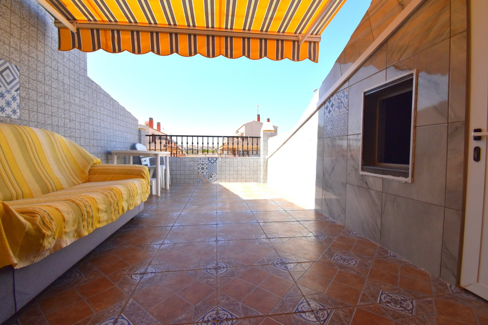 Rynek wtórny - Dom Szeregowy -
Orihuela Costa - La Zenia