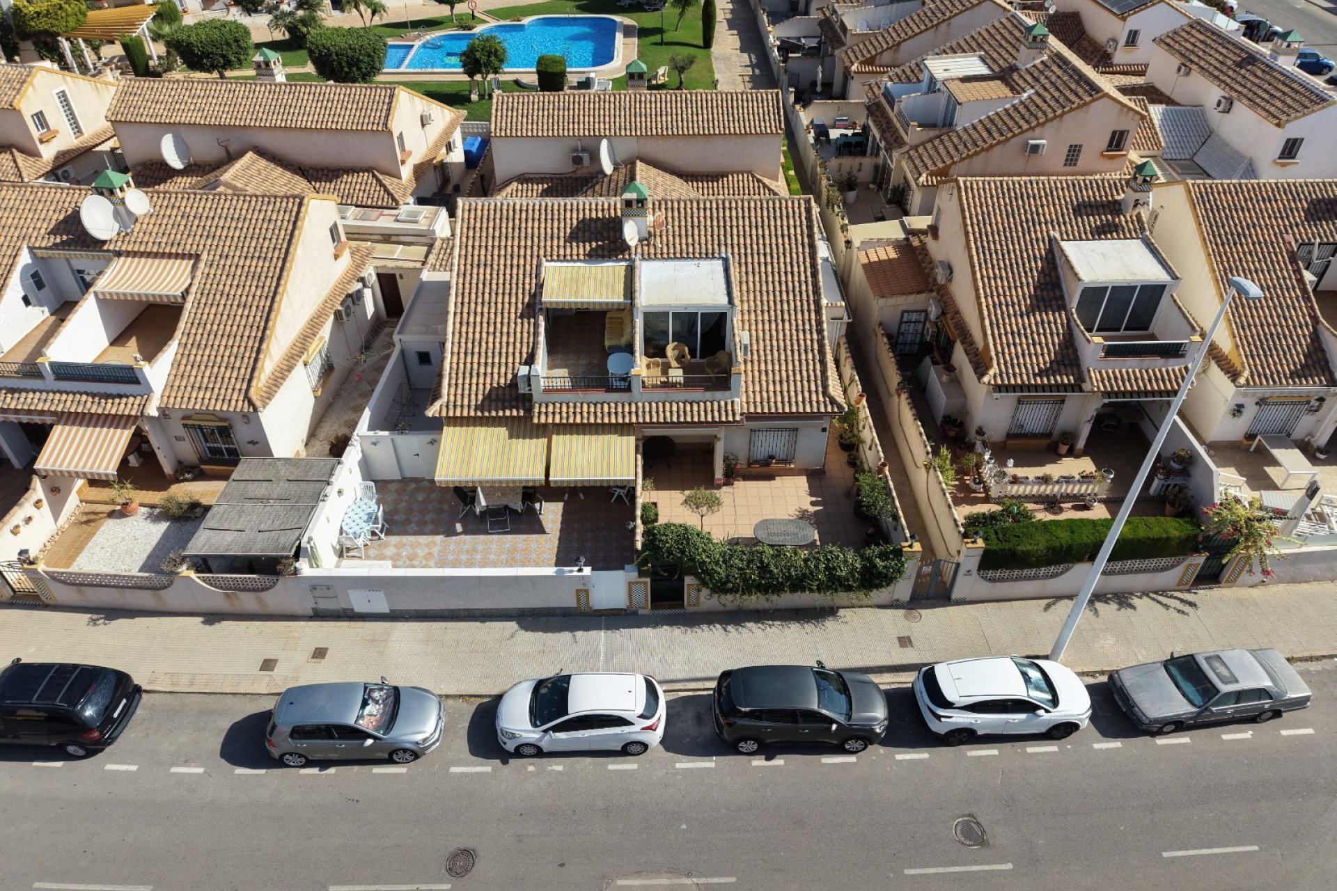 Rynek wtórny - Dom Szeregowy -
Orihuela Costa - La Zenia