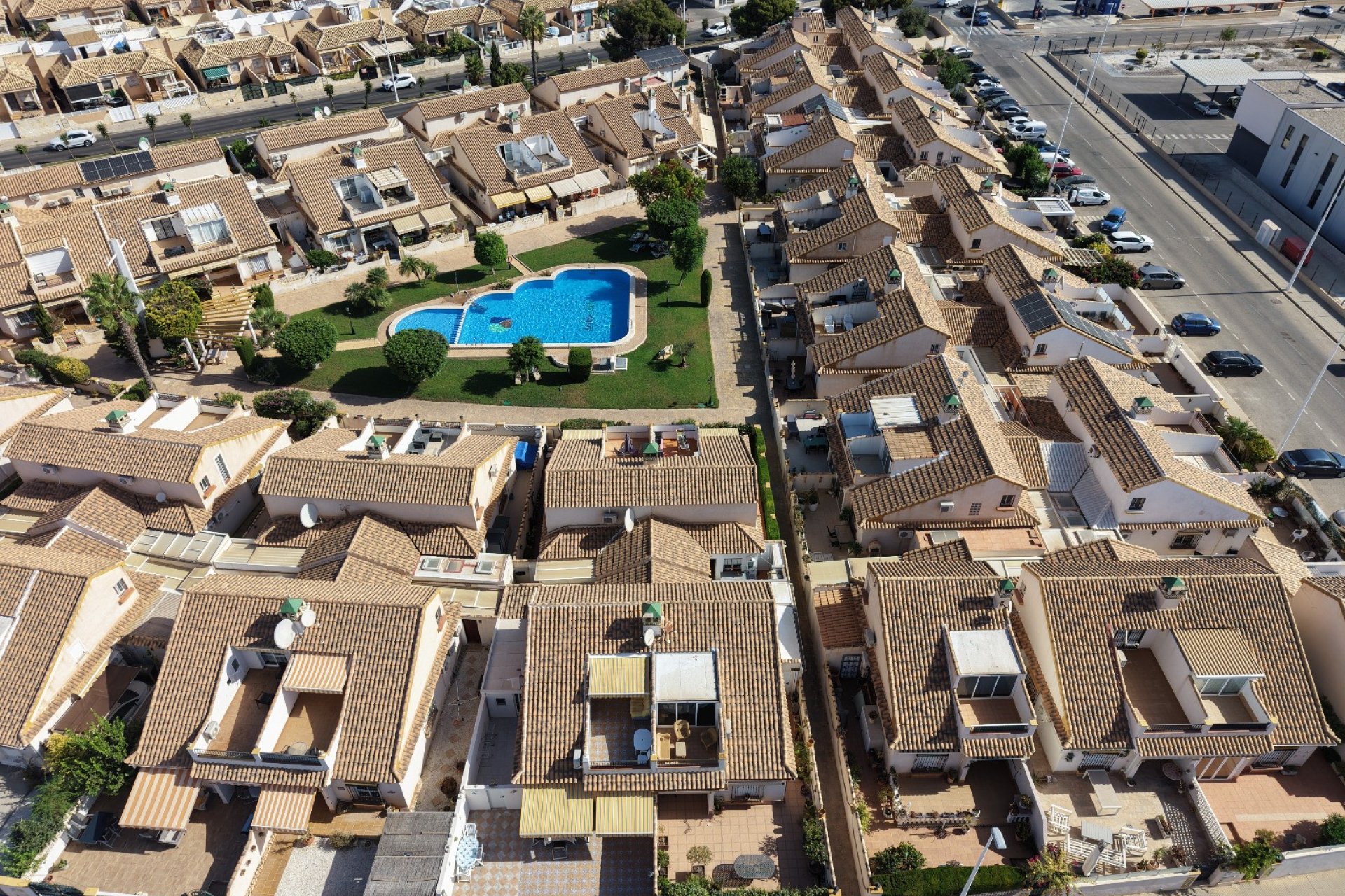 Rynek wtórny - Dom Szeregowy -
Orihuela Costa - La Zenia