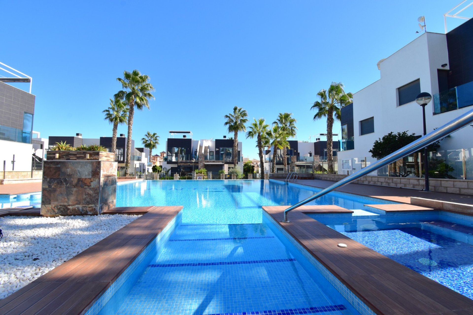 Rynek wtórny - Dom Szeregowy -
Orihuela Costa - Lomas de Cabo Roig