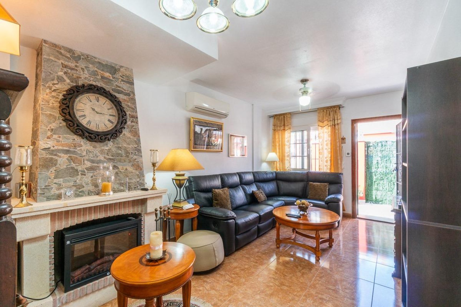 Rynek wtórny - Dom Szeregowy -
Orihuela Costa - PAU 8