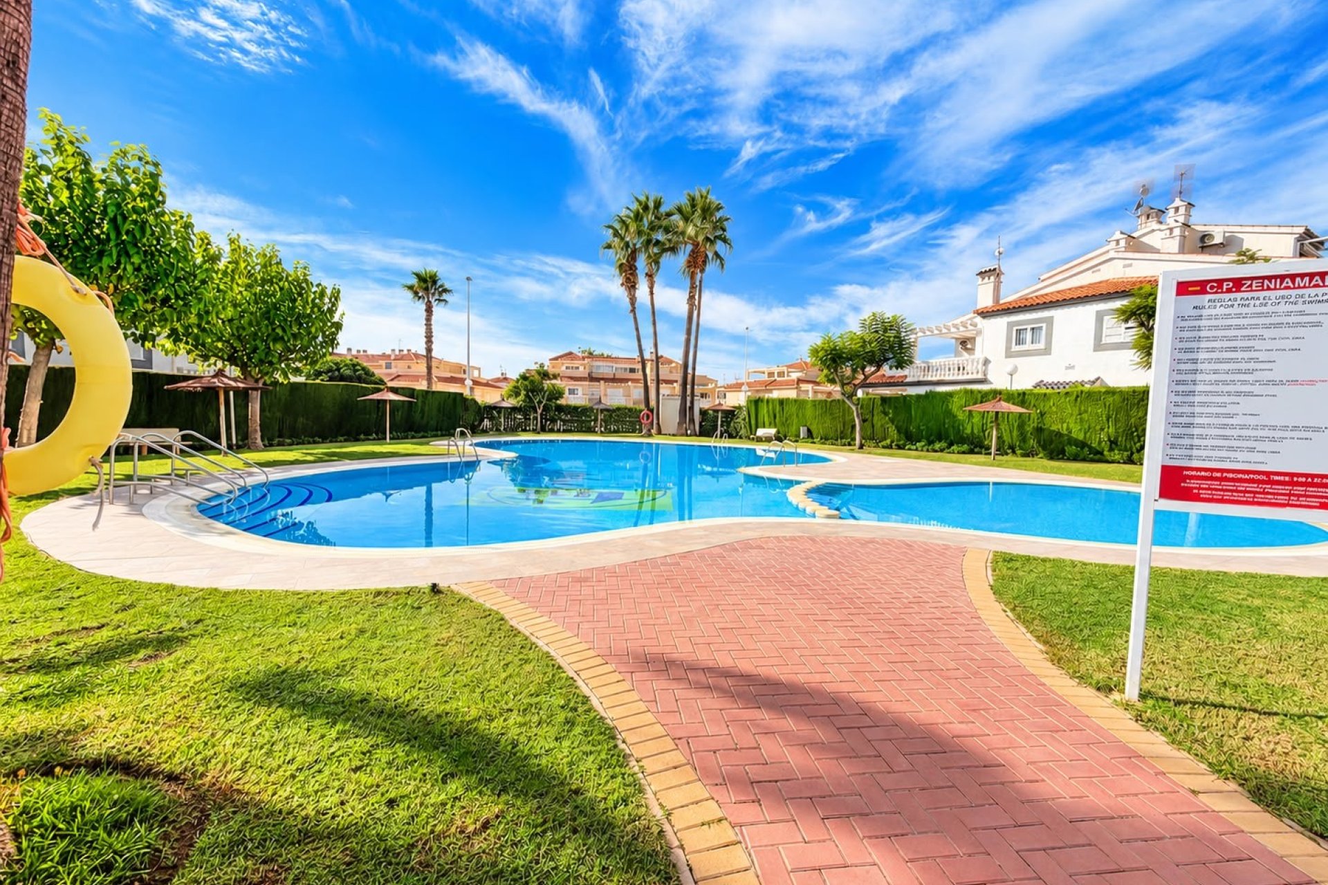 Rynek wtórny - Dom Szeregowy -
Orihuela Costa - Playa Flamenca
