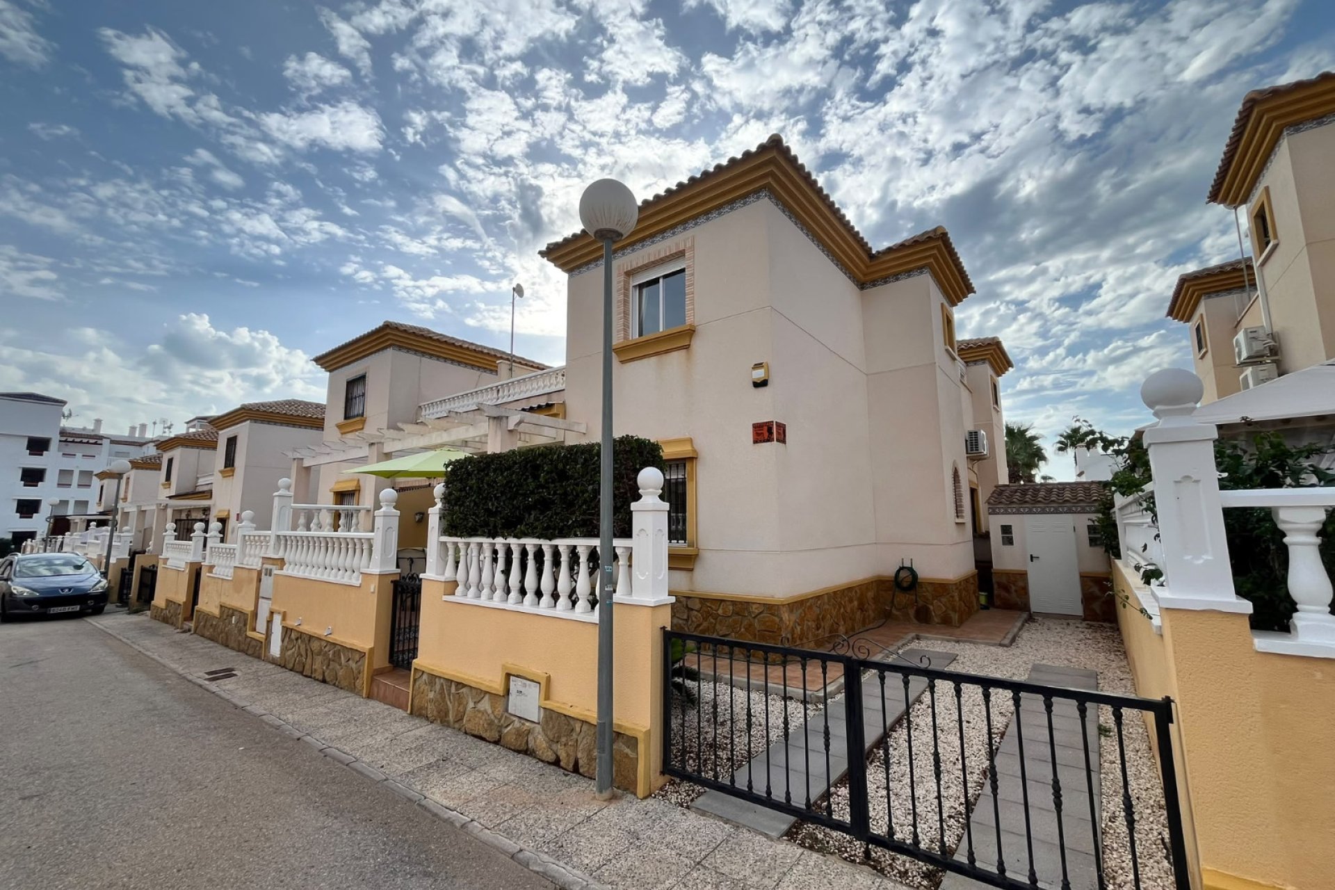Rynek wtórny - Dom Szeregowy -
Orihuela Costa - Villamartin