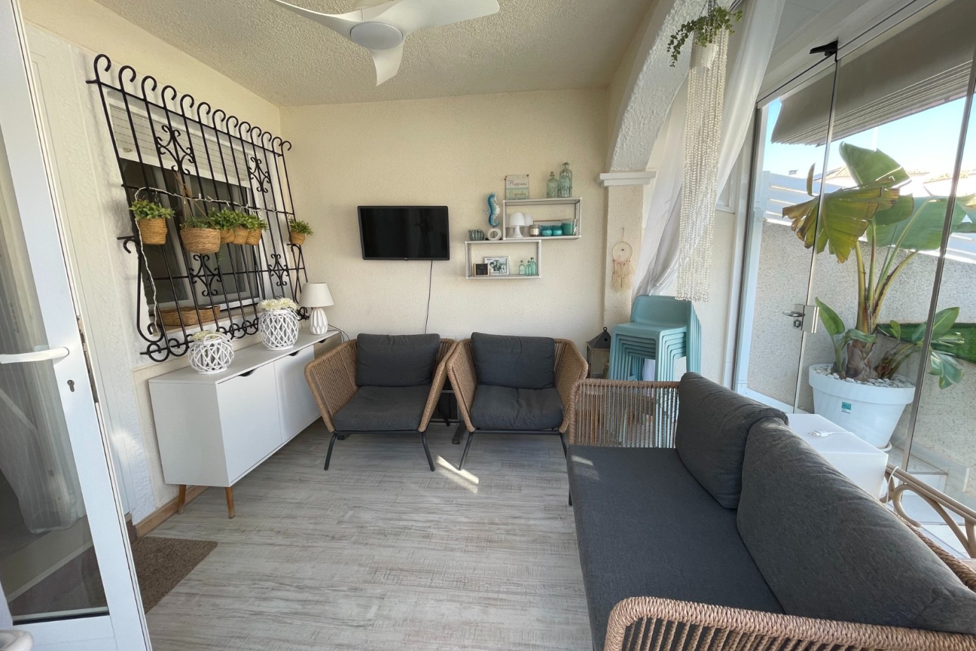 Rynek wtórny - Dom Szeregowy -
Torre de La Horadada - Torre de La Horadada - Town