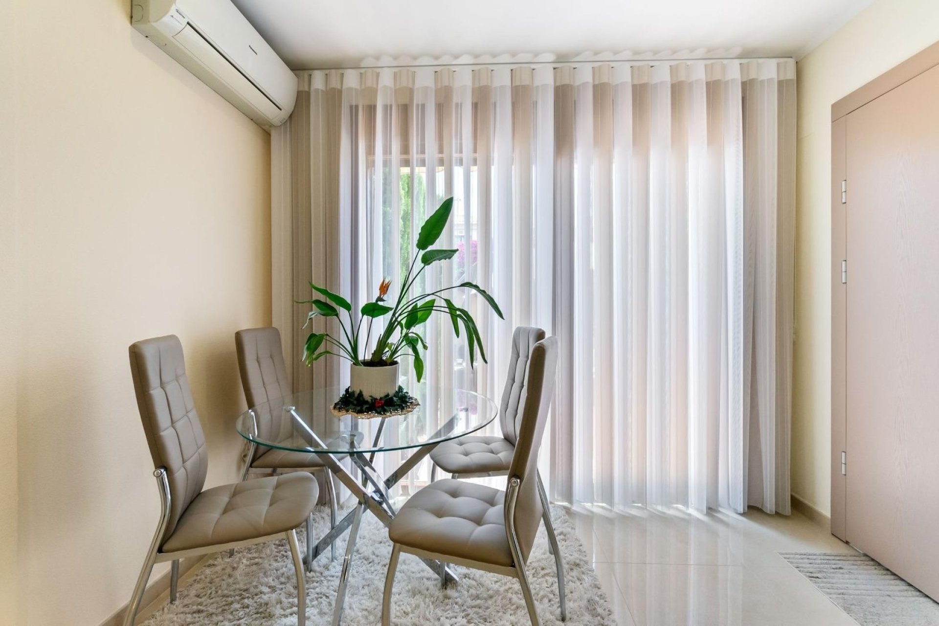 Rynek wtórny - Dom Szeregowy -
Torrevieja - Aguas Nuevas