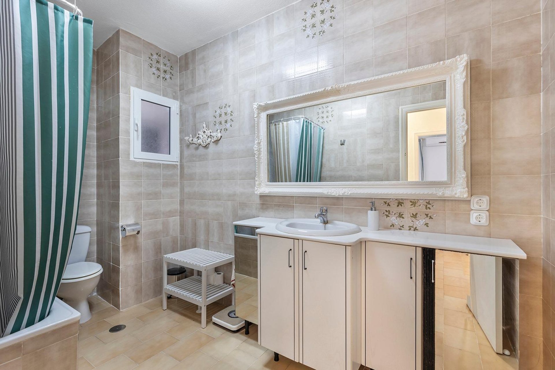 Rynek wtórny - Dom Szeregowy -
Torrevieja - Calas Blancas