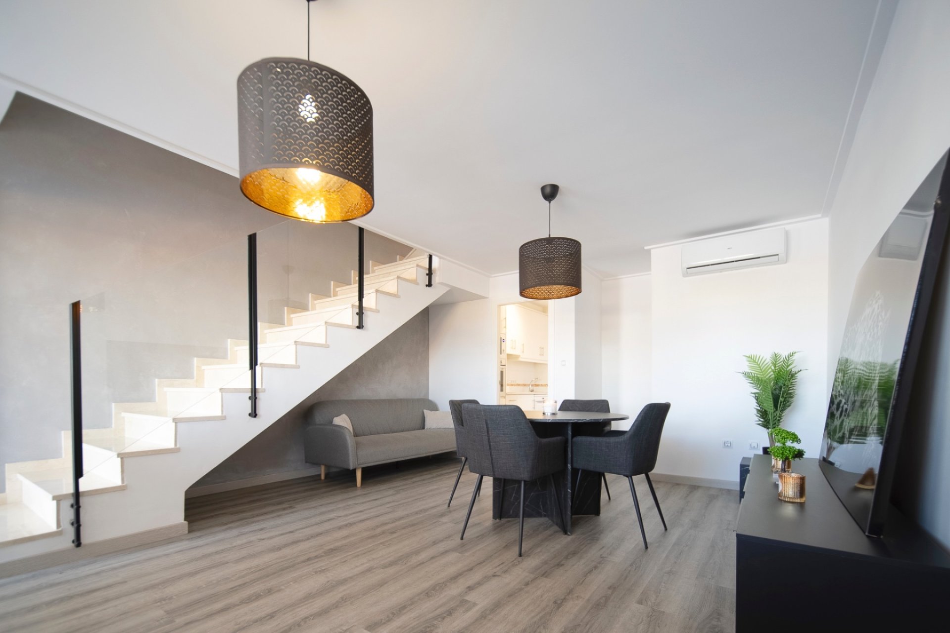 Rynek wtórny - Dom Szeregowy -
Torrevieja - Los Balcones