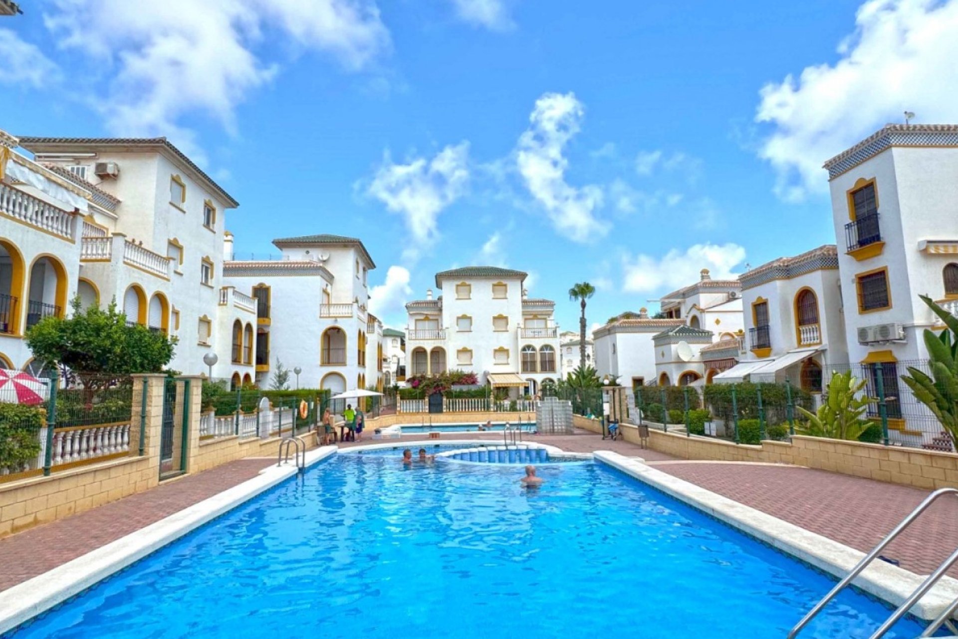 Rynek wtórny - Dupleks -
Torrevieja - Torre La Mata