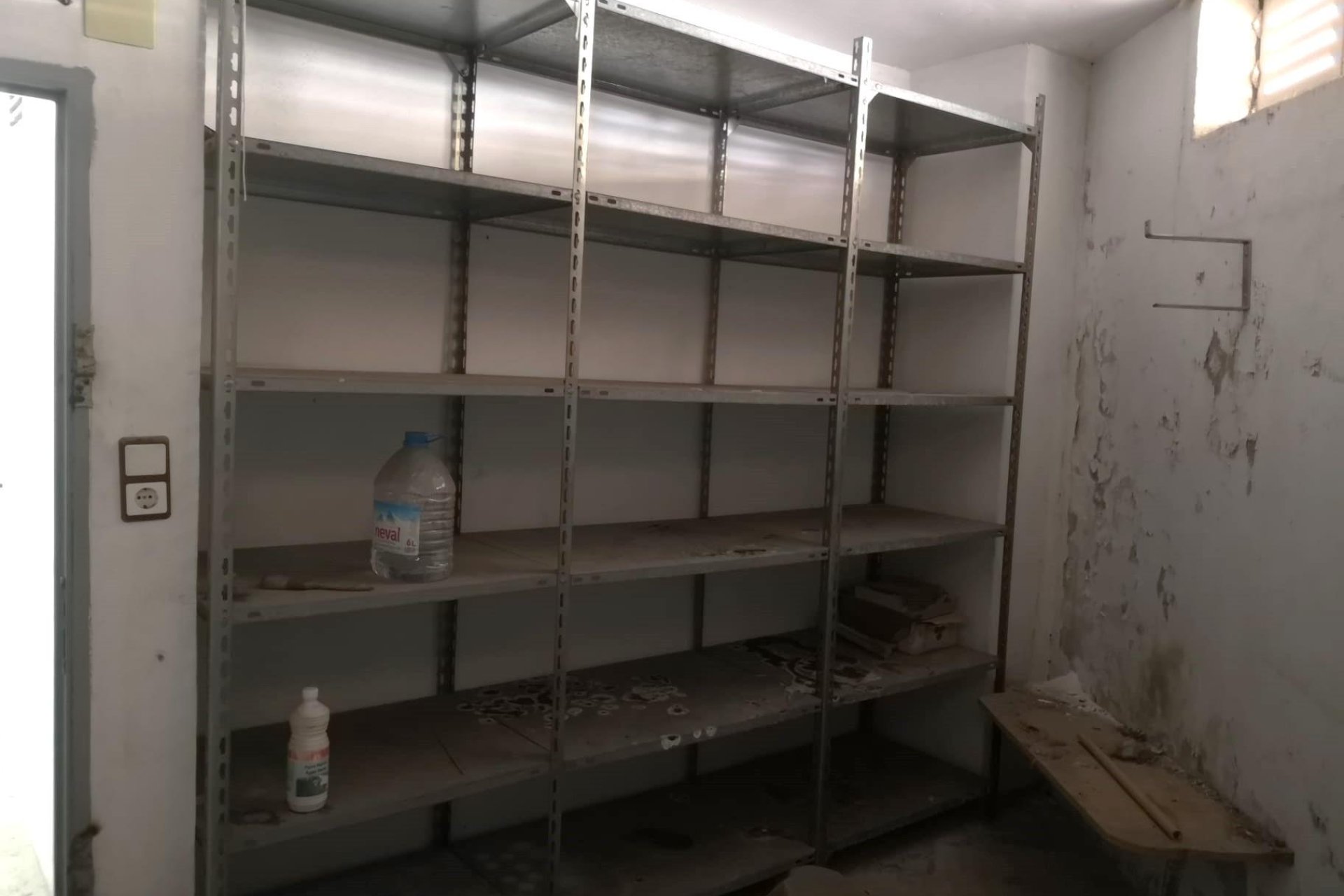 Rynek wtórny - Garaż -
Torrevieja - Estacion de autobuses