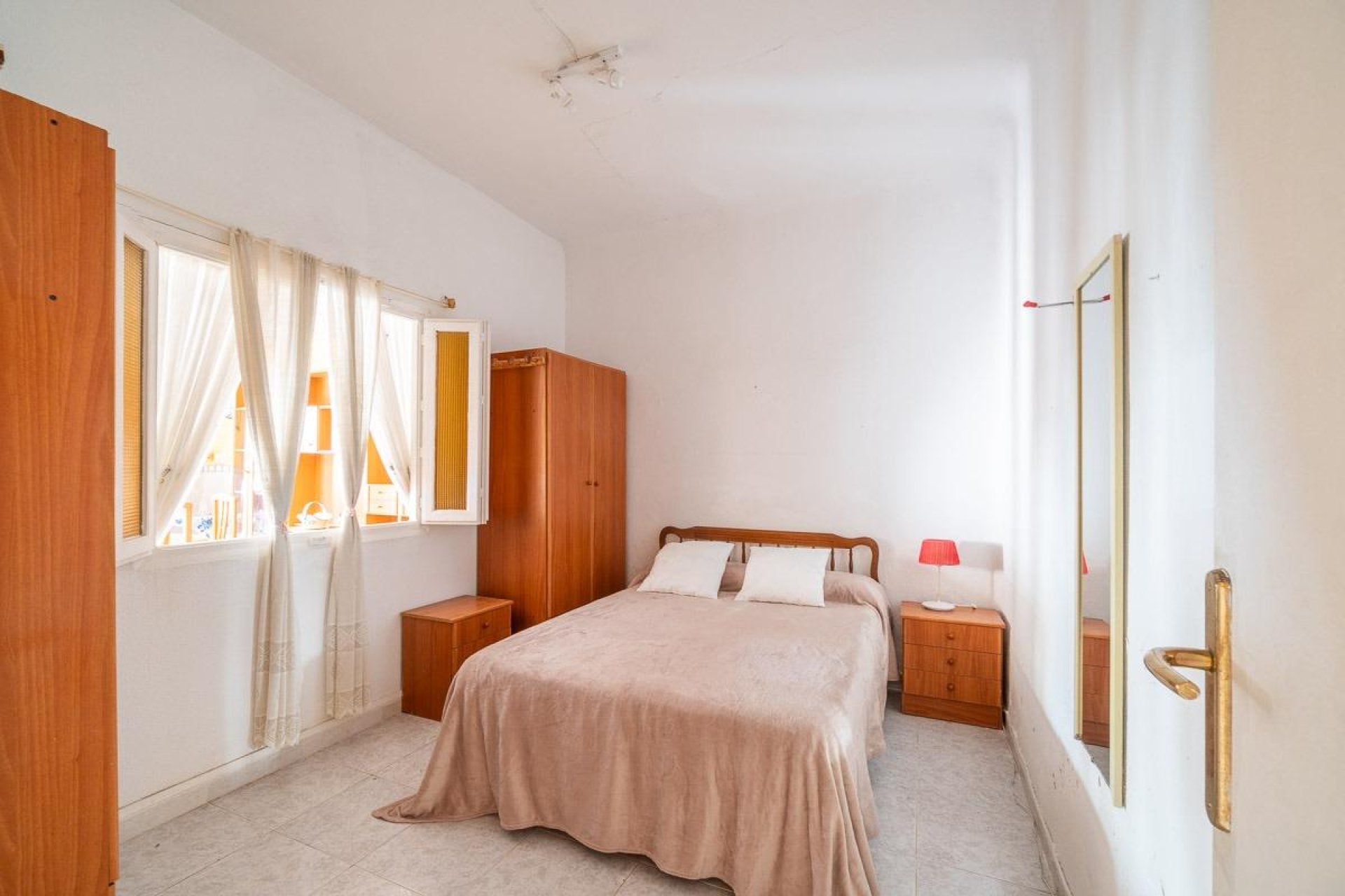 Rynek wtórny - Ground Floor -
Torrevieja - Playa de los Naufragos