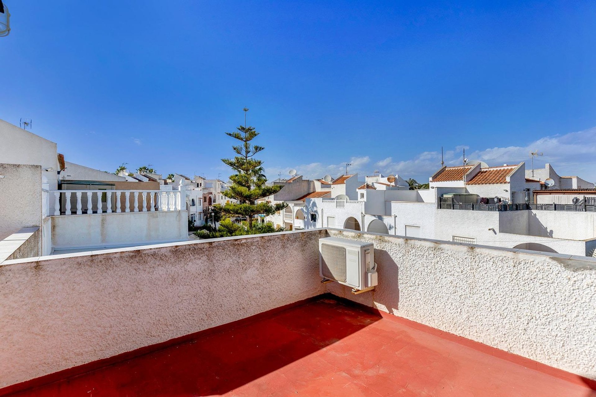 Rynek wtórny - Kamienica -
Torrevieja - Calas blanca