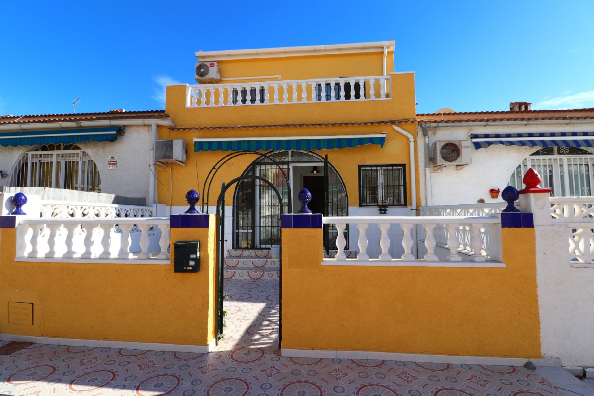 Rynek wtórny - Kamienica -
Torrevieja - El Chaparral