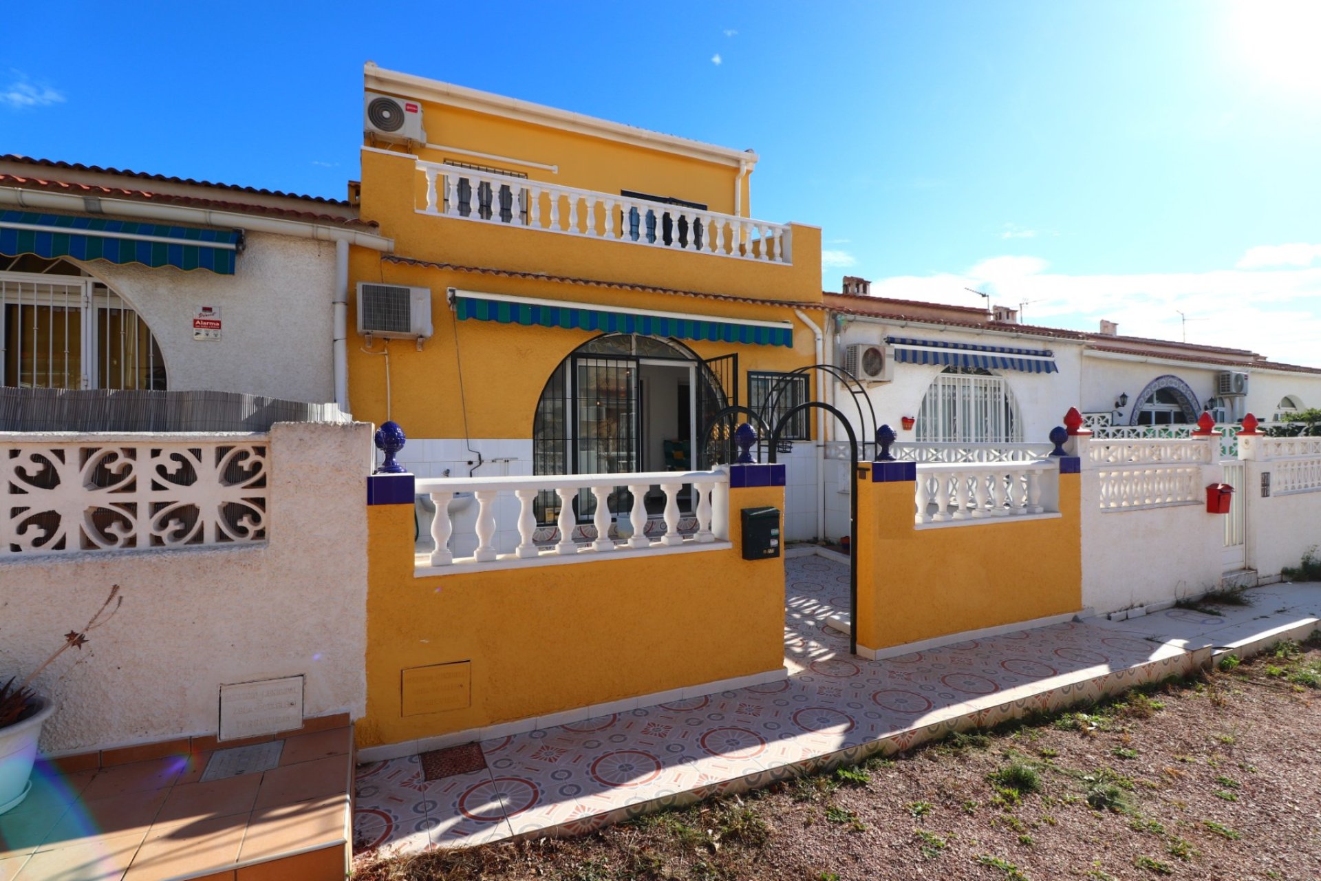 Rynek wtórny - Kamienica -
Torrevieja - El Chaparral