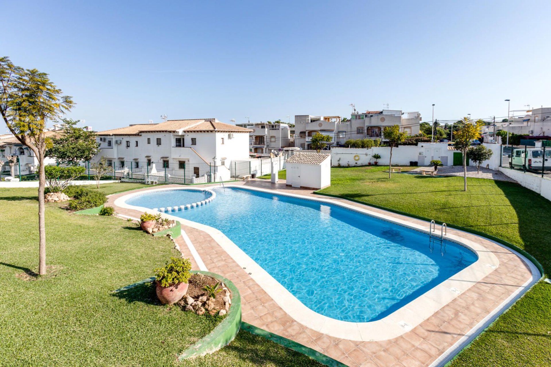 Rynek wtórny - Kamienica -
Torrevieja - Los balcones