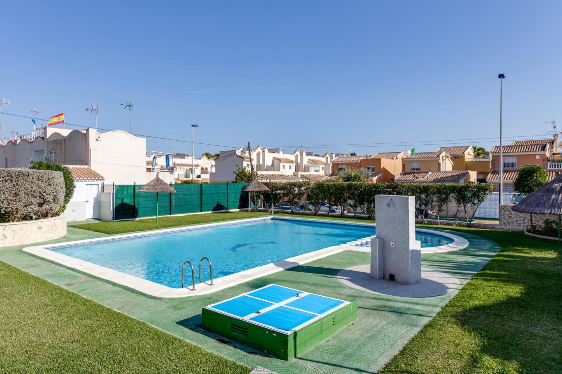 Rynek wtórny - Kamienica -
Torrevieja - Los balcones