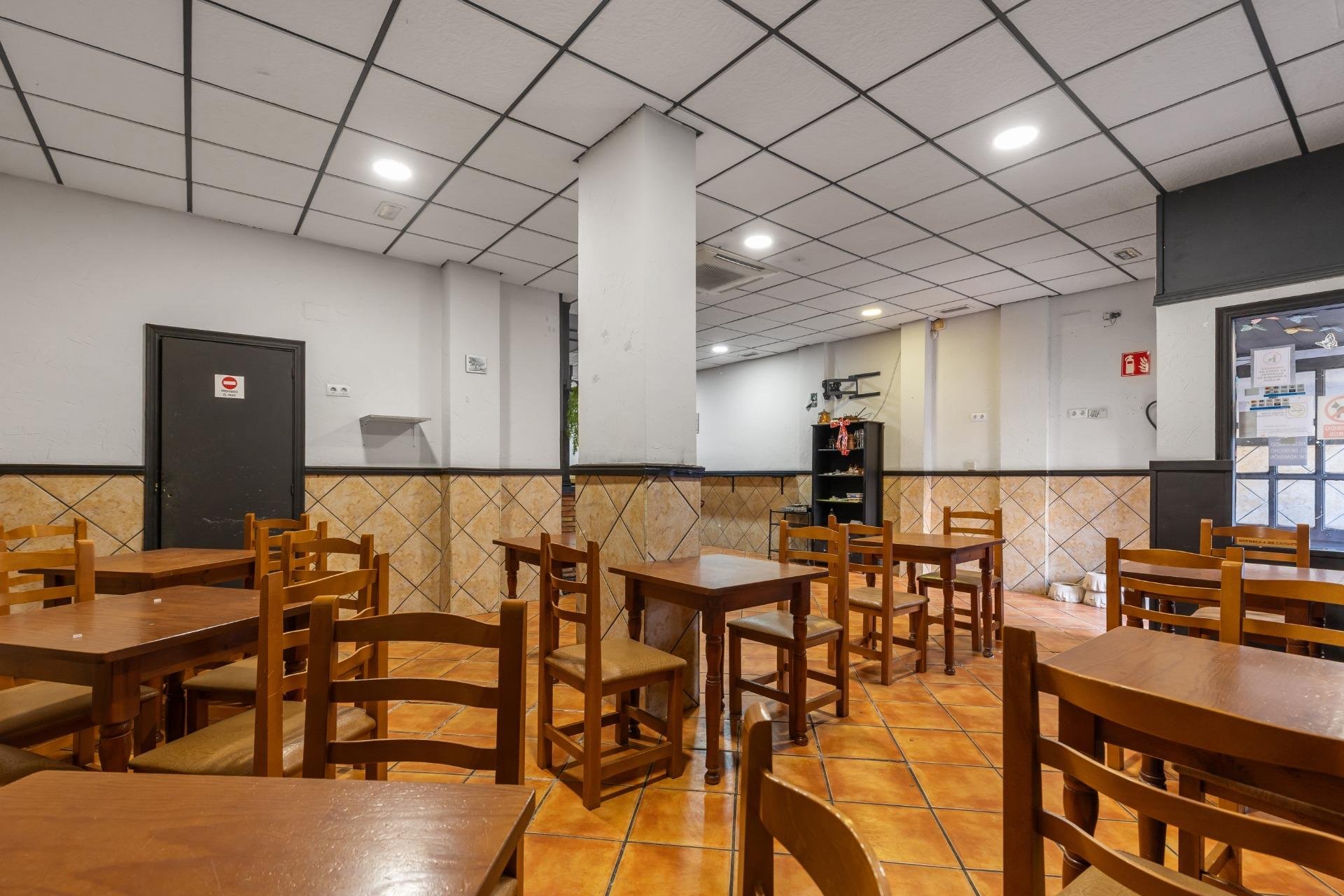 Rynek wtórny - Lokal handlowy -
Torrevieja - Estacion de autobuses