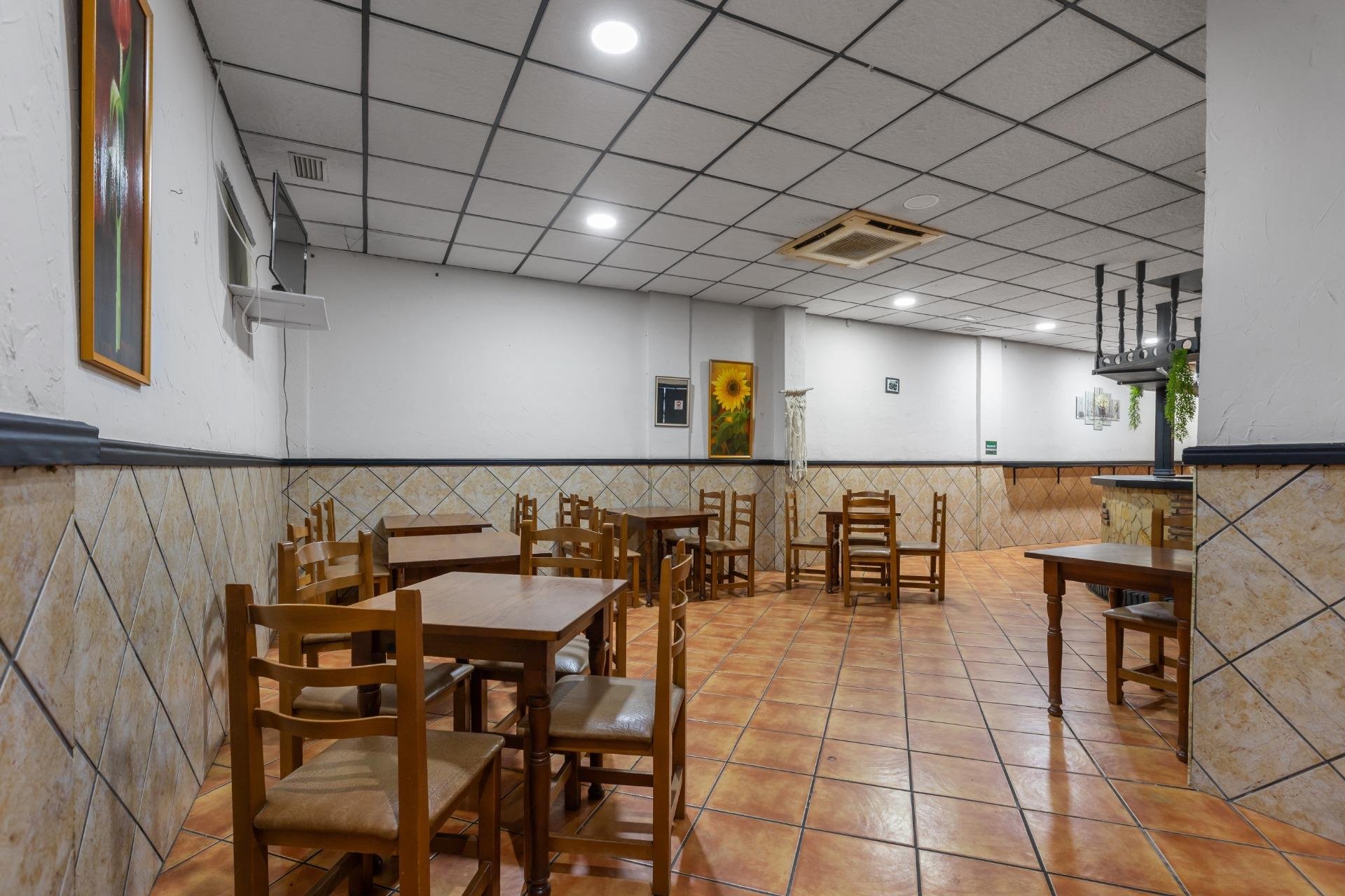 Rynek wtórny - Lokal handlowy -
Torrevieja - Estacion de autobuses