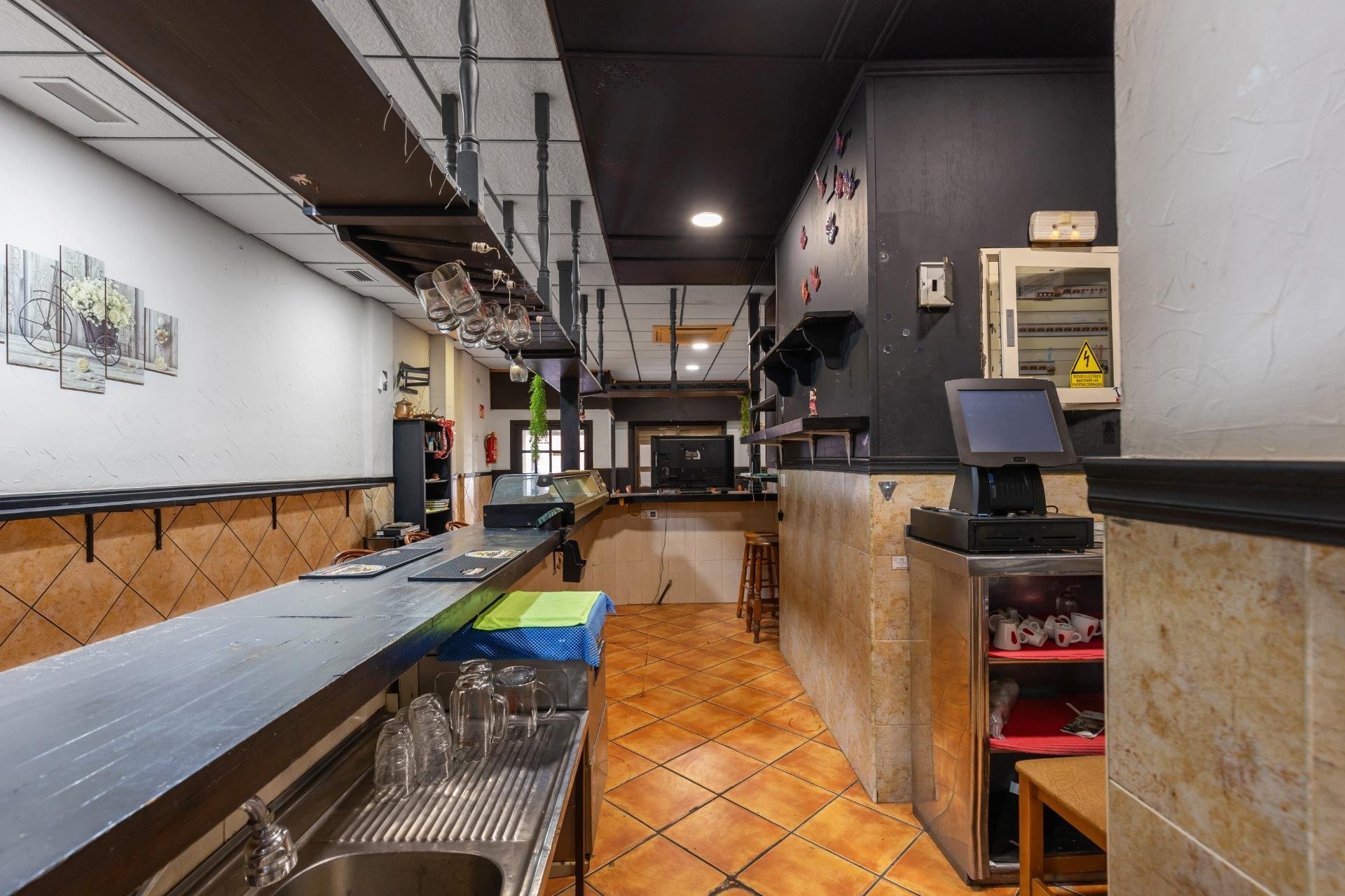 Rynek wtórny - Lokal handlowy -
Torrevieja - Estacion de autobuses