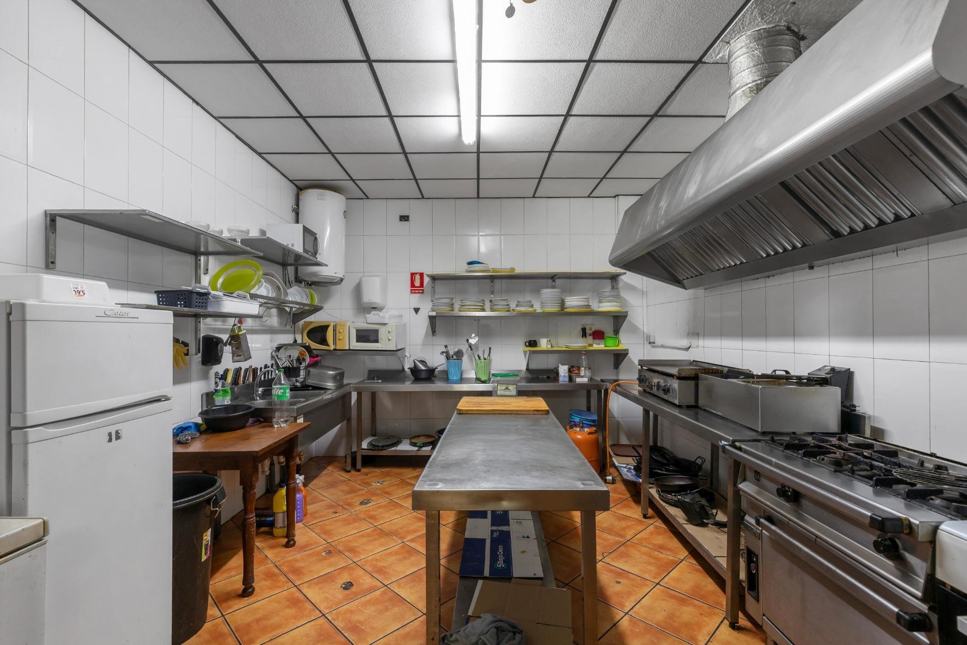 Rynek wtórny - Lokal handlowy -
Torrevieja - Estacion de autobuses