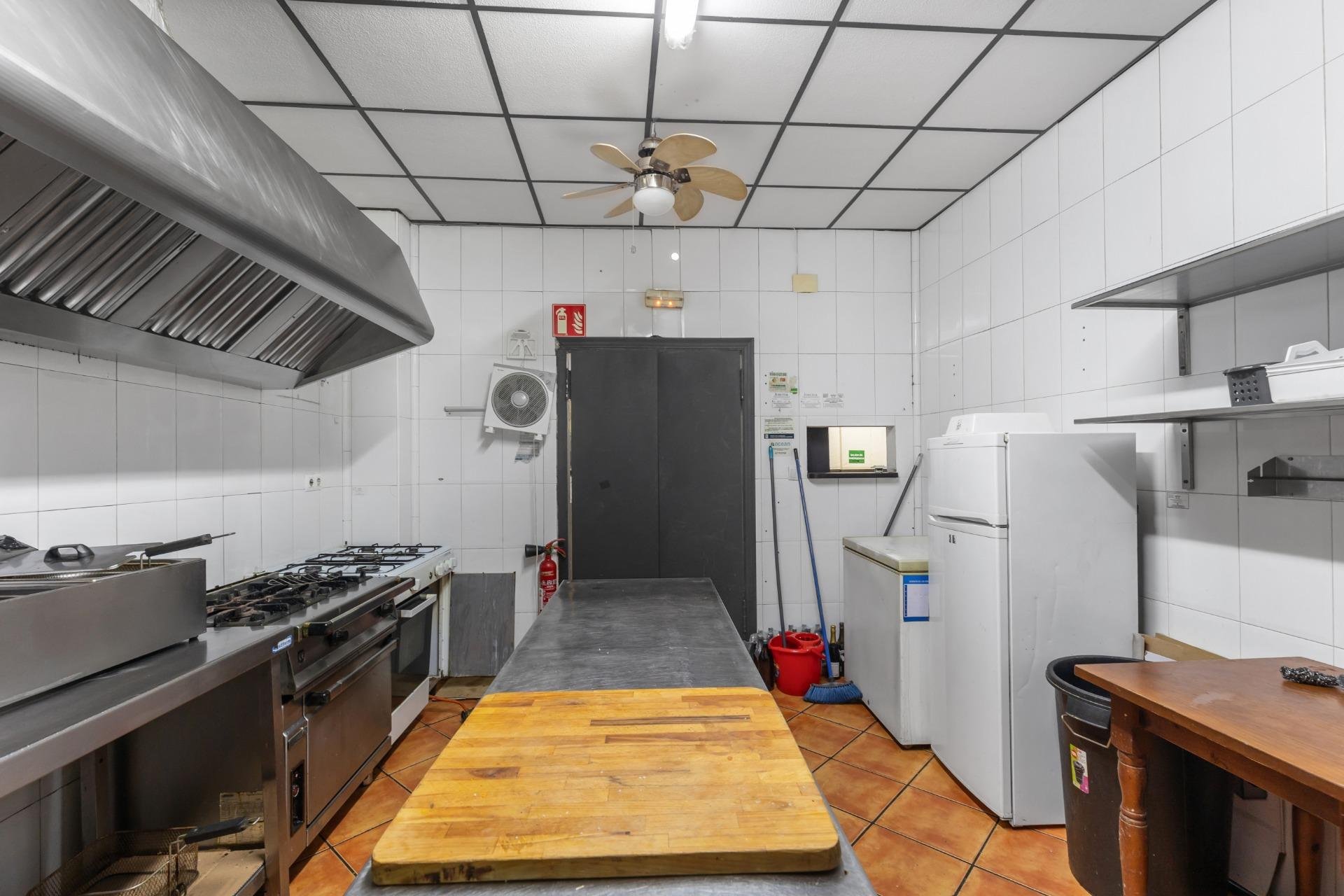 Rynek wtórny - Lokal handlowy -
Torrevieja - Estacion de autobuses