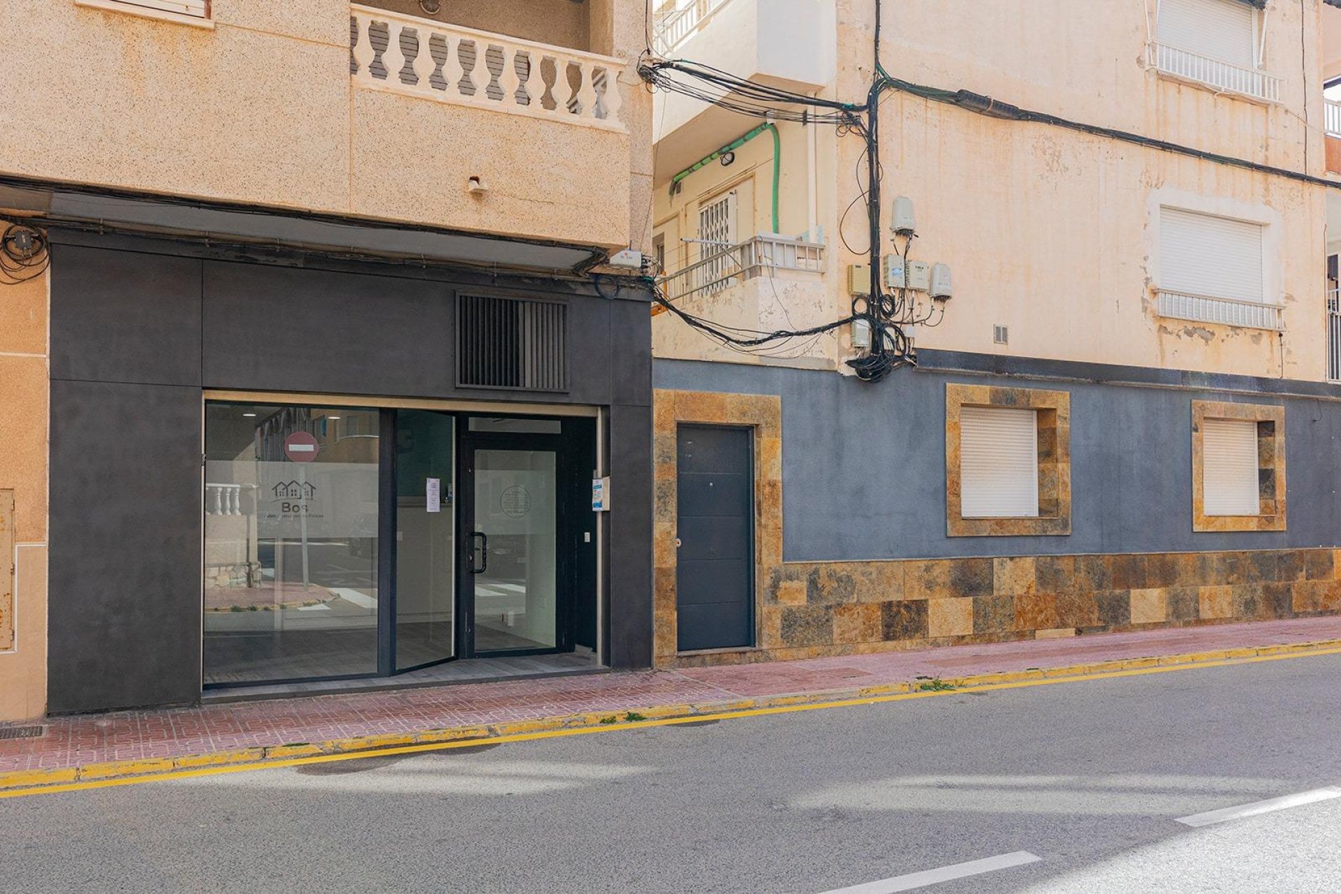 Rynek wtórny - Lokal handlowy -
Torrevieja - La Mata