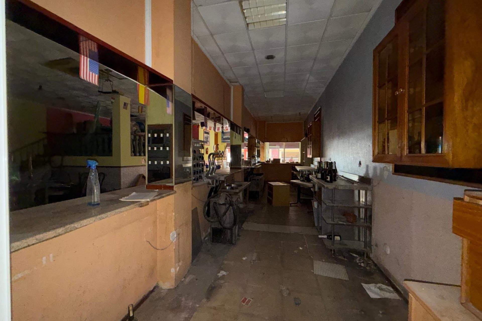 Rynek wtórny - Lokal handlowy -
Torrevieja - Playa del Cura