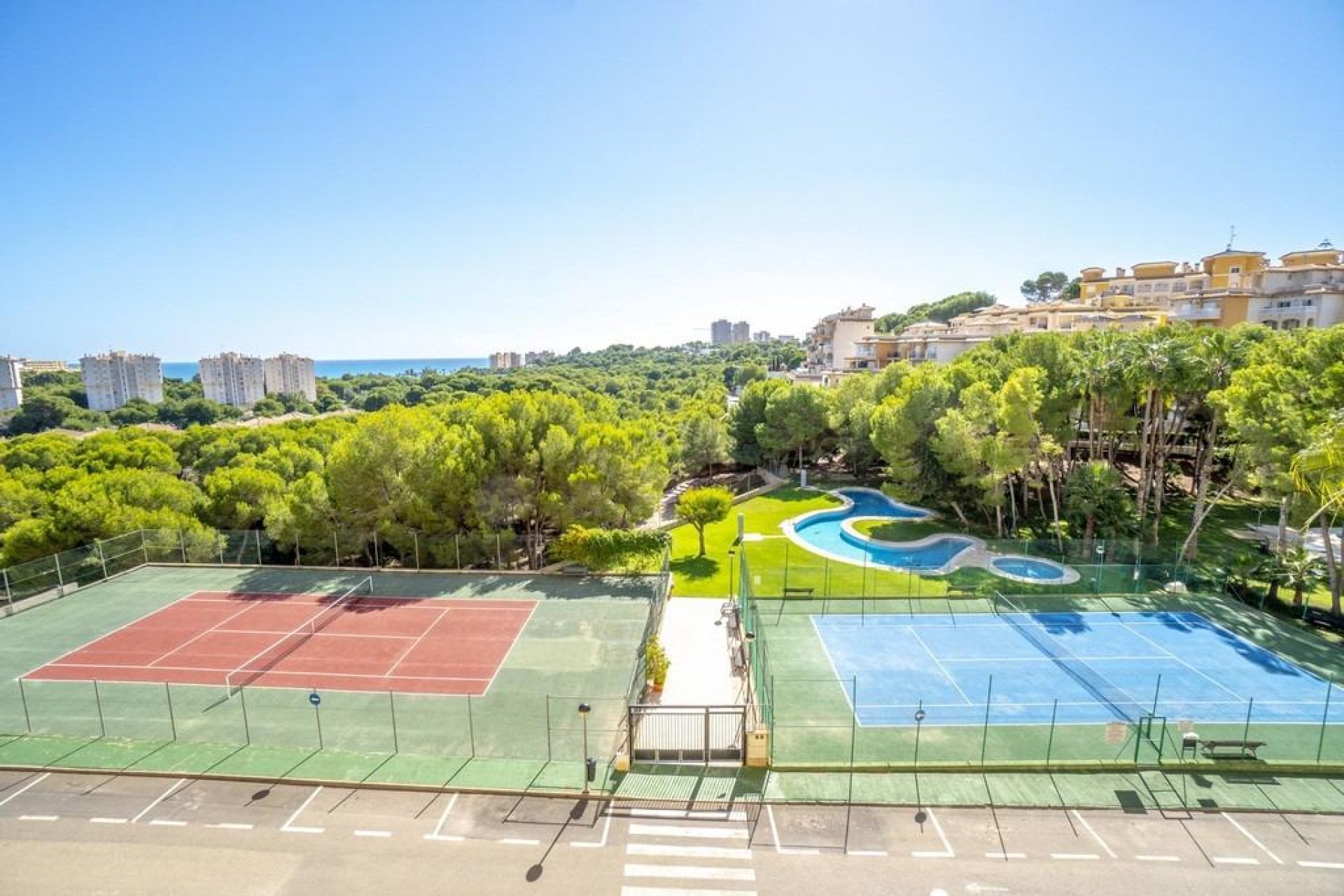Rynek wtórny - Mieszkanie  -
Dehesa de campoamor - Altos de campoamor