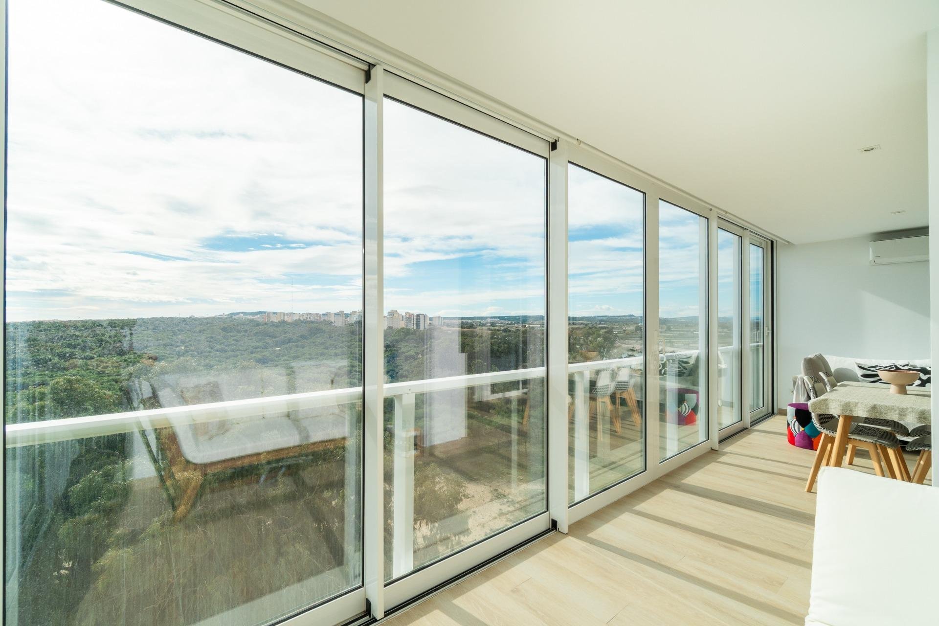 Rynek wtórny - Mieszkanie  -
Guardamar del Segura - Puerto Deportivo