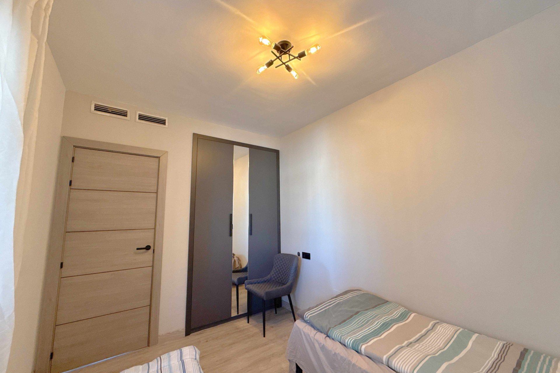Rynek wtórny - Mieszkanie  -
Orihuela Costa - Cabo Roig