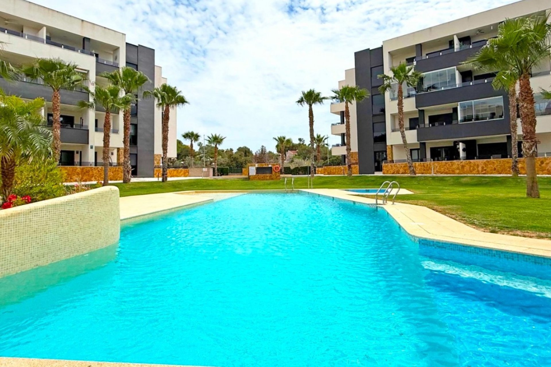Rynek wtórny - Mieszkanie  -
Orihuela Costa - Los Altos