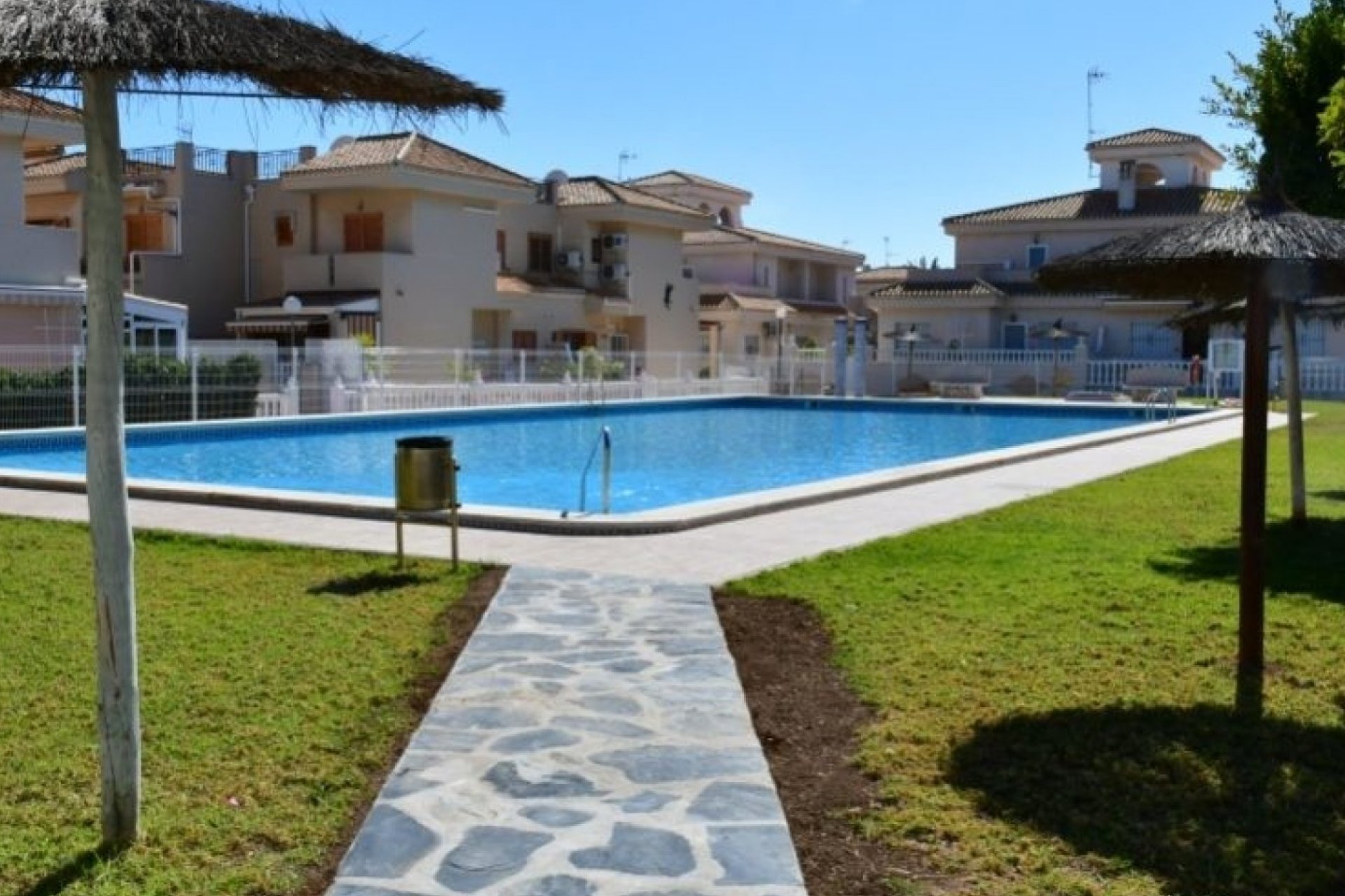 Rynek wtórny - Mieszkanie  -
Orihuela Costa - Playa Flamenca