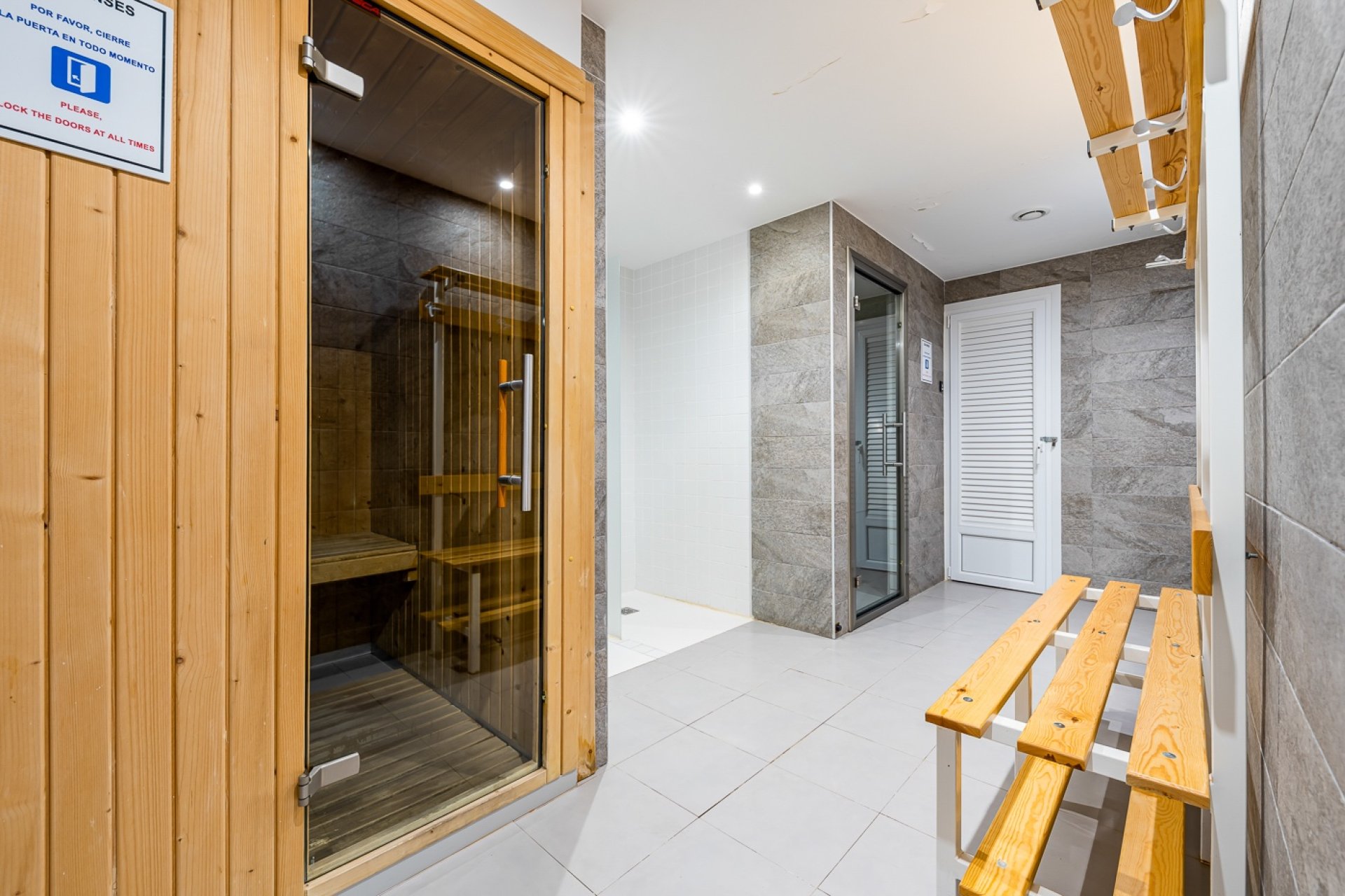 Rynek wtórny - Mieszkanie  -
Orihuela Costa - Punta Prima