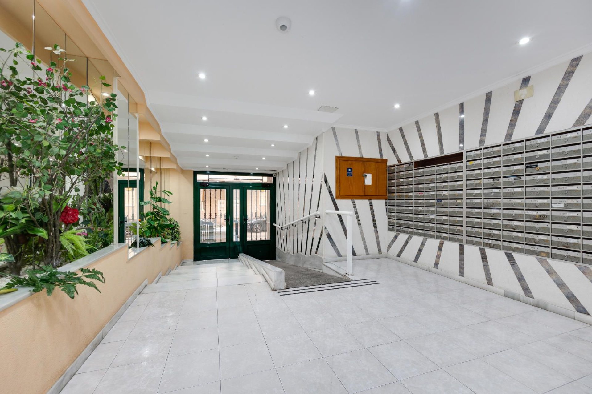 Rynek wtórny - Mieszkanie  -
Torrevieja - Acequion